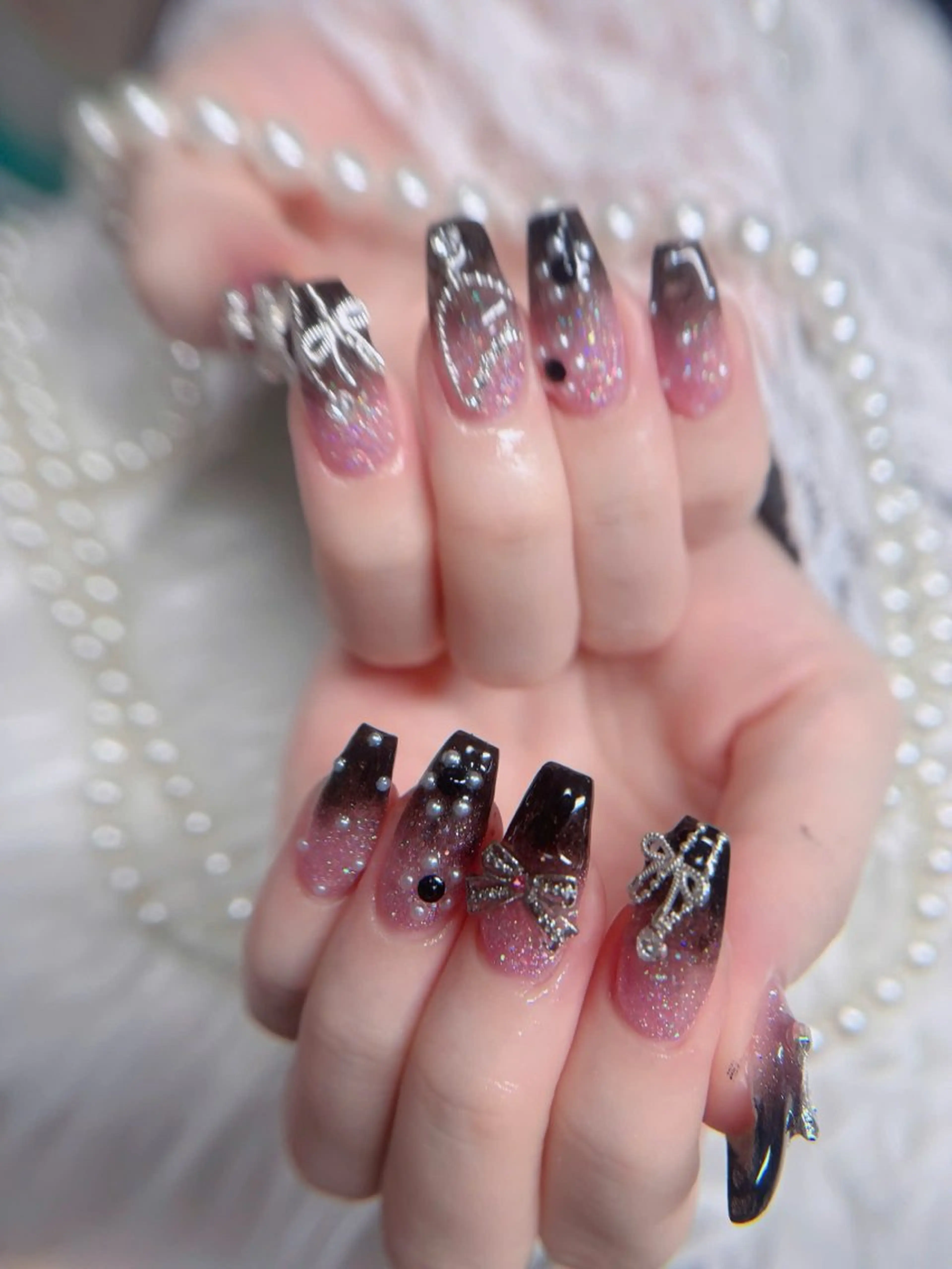 ネイル オーロラネイル フレンチネイル ジェルネイル ハロウィン 韓国ネイル ハンドネイル H.baby Nail Salonのネイルデザイン