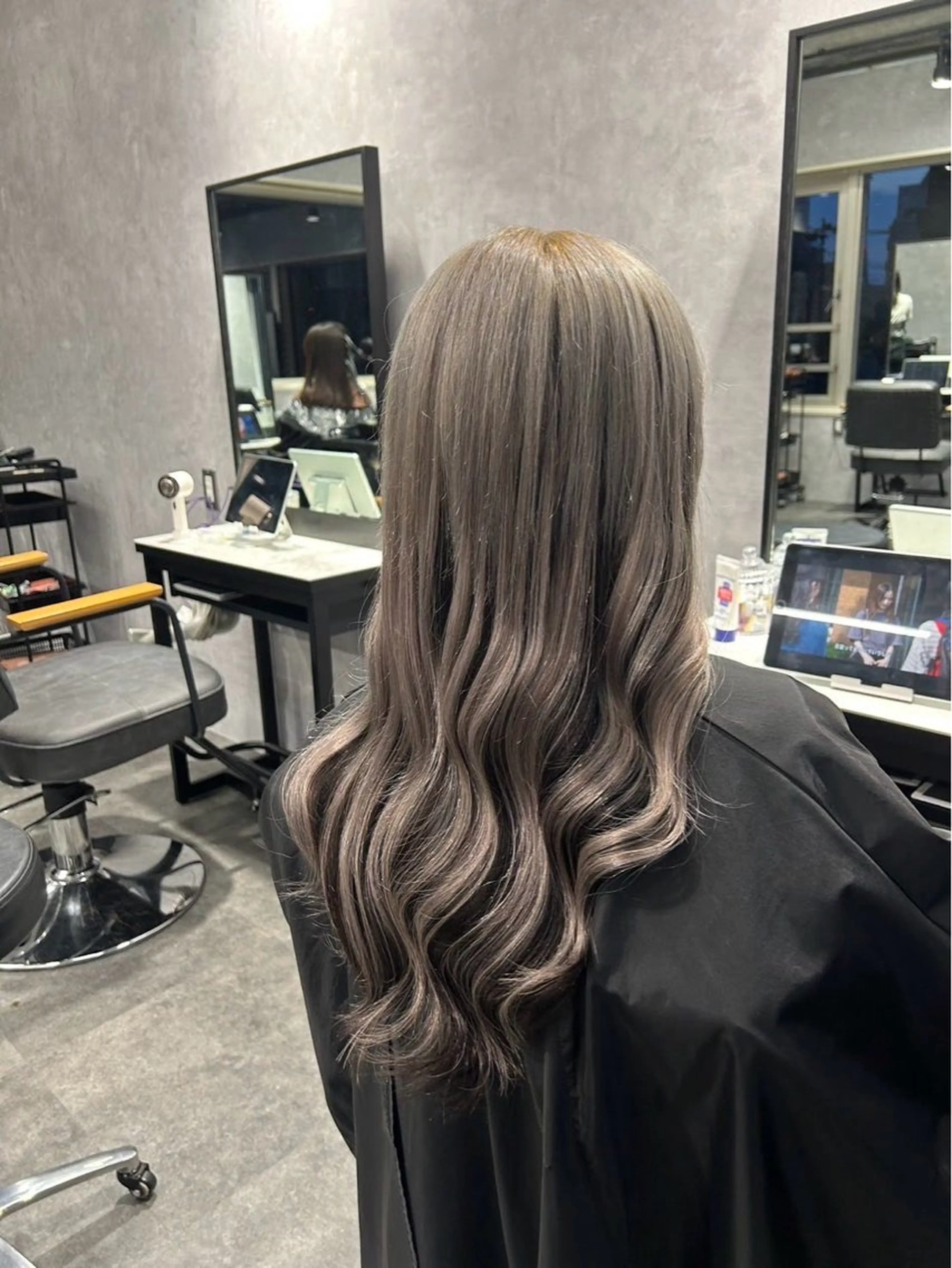 ロング Fi-Ne 横浜所属・✨プルエクステ✨/ モデル募集🍑のヘアスタイル