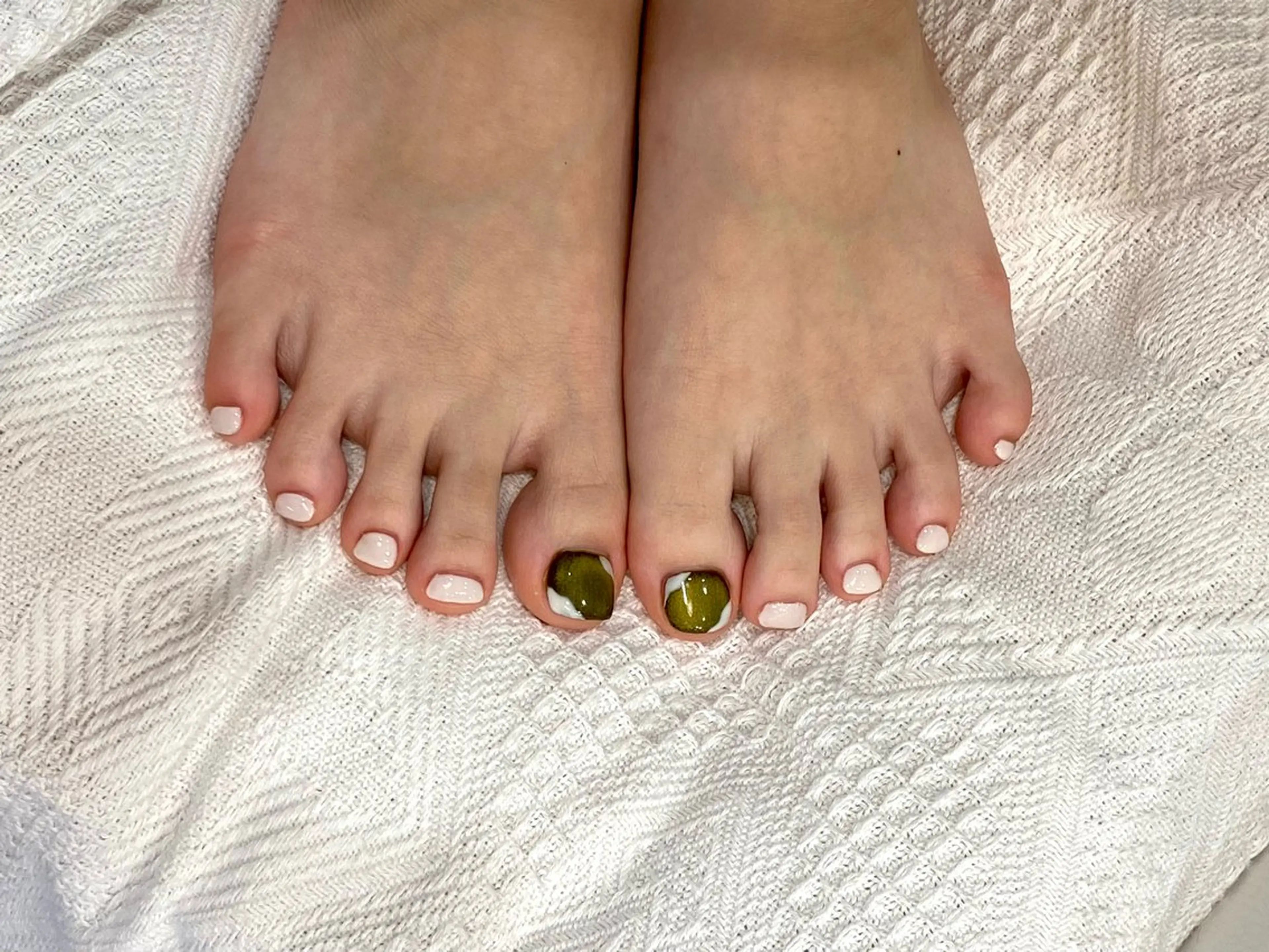 ネイル アートネイル フットネイル ワンカラーネイル Lulua nozomiのネイルデザイン