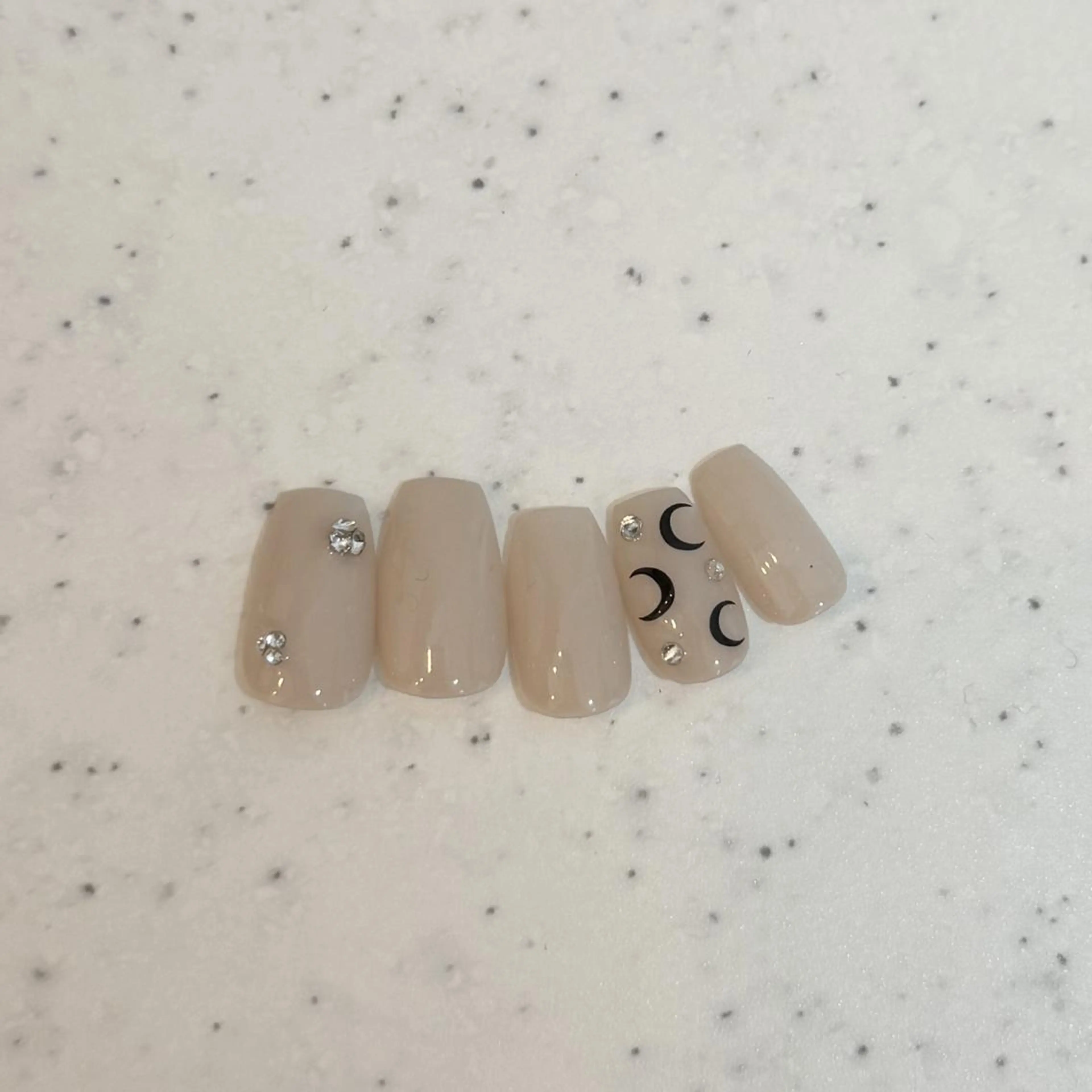 ネイル Chisato チサトのネイルデザイン