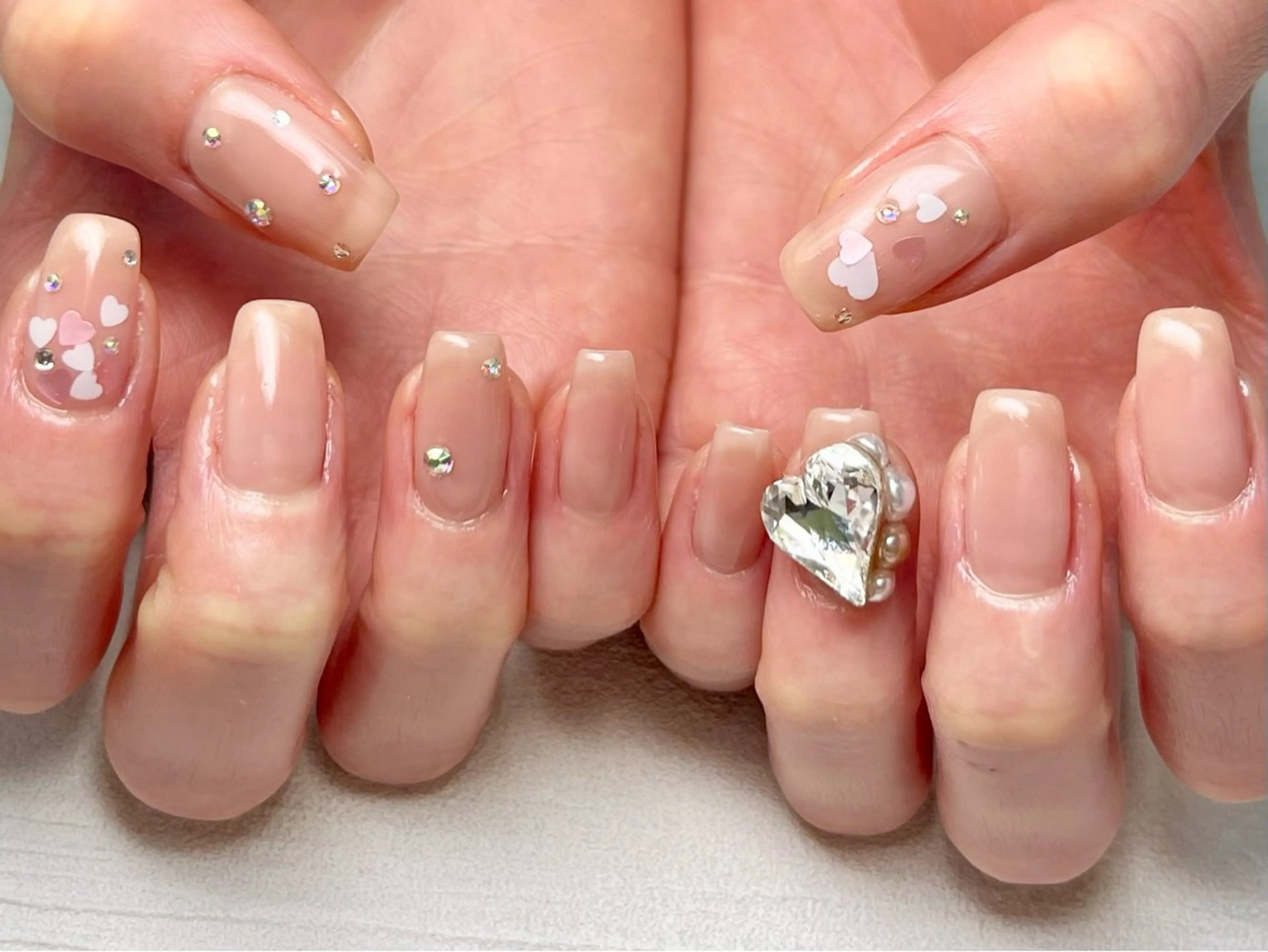 ネイル Queennail 北堀江Yumiのネイルデザイン