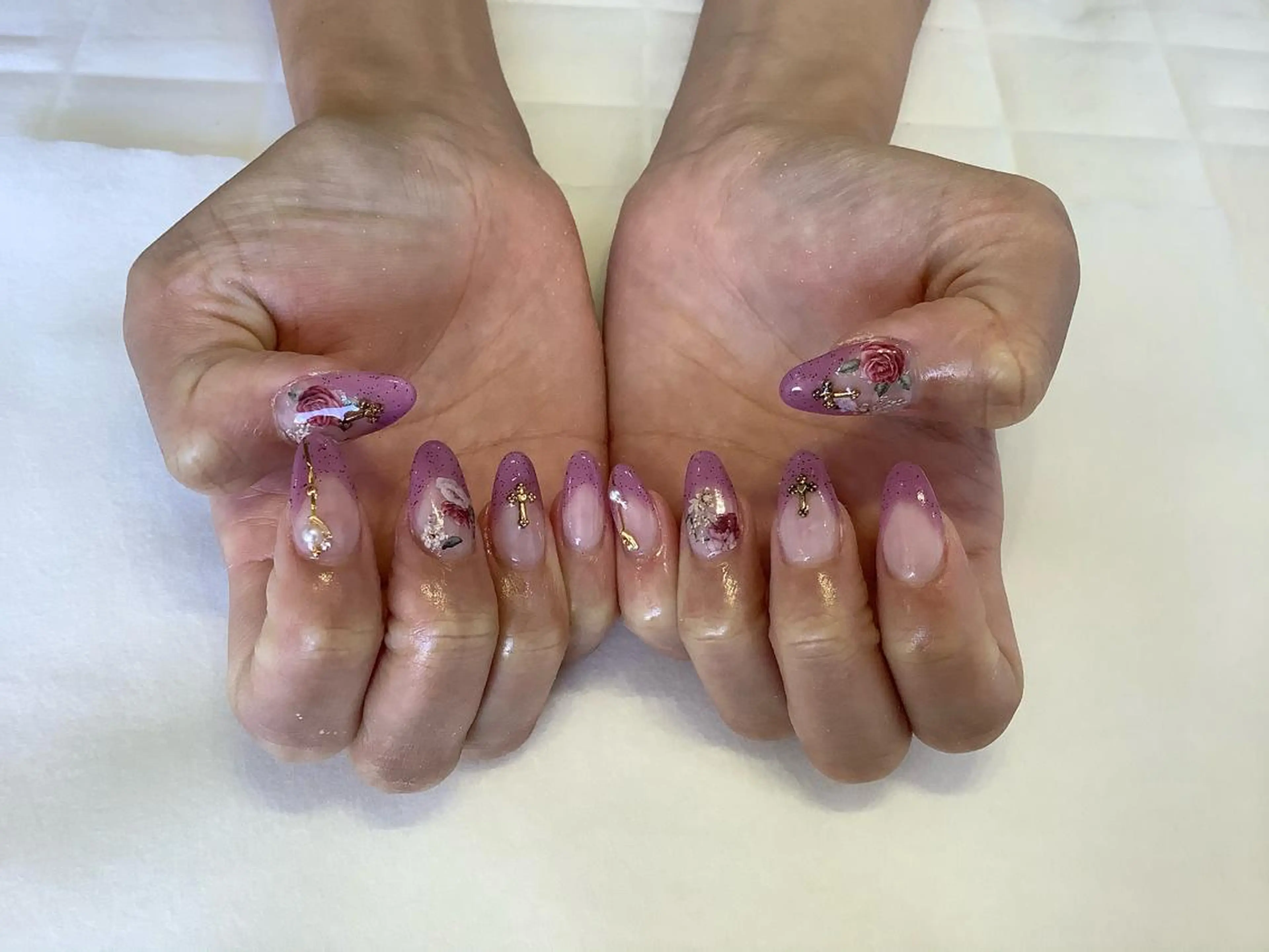 ネイル ハンドネイル 💎🐰 saki. m 🐰💎のネイルデザイン