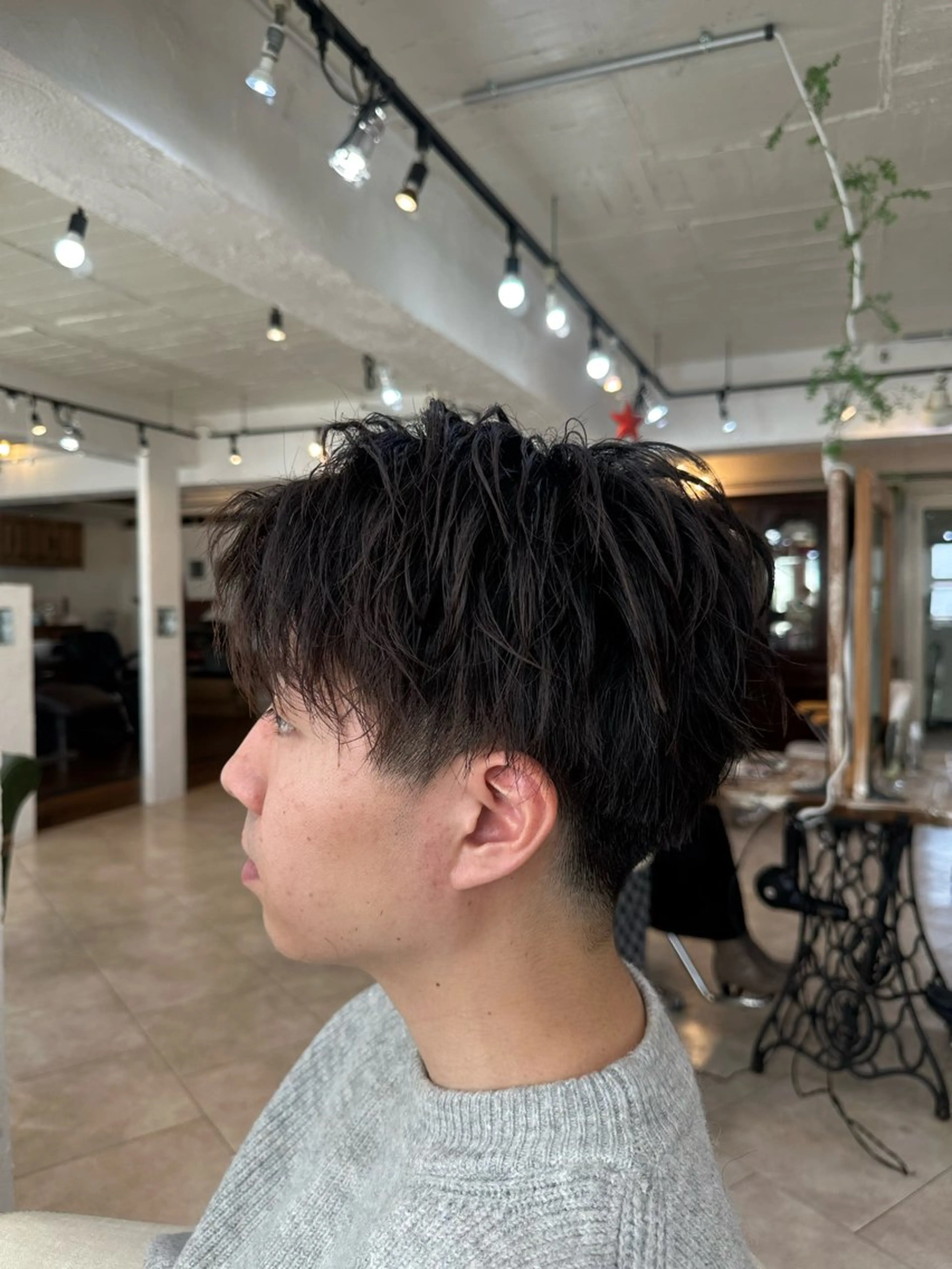 メンズ スパイキー/ ピンパーマ/緑川雄也のヘアスタイル