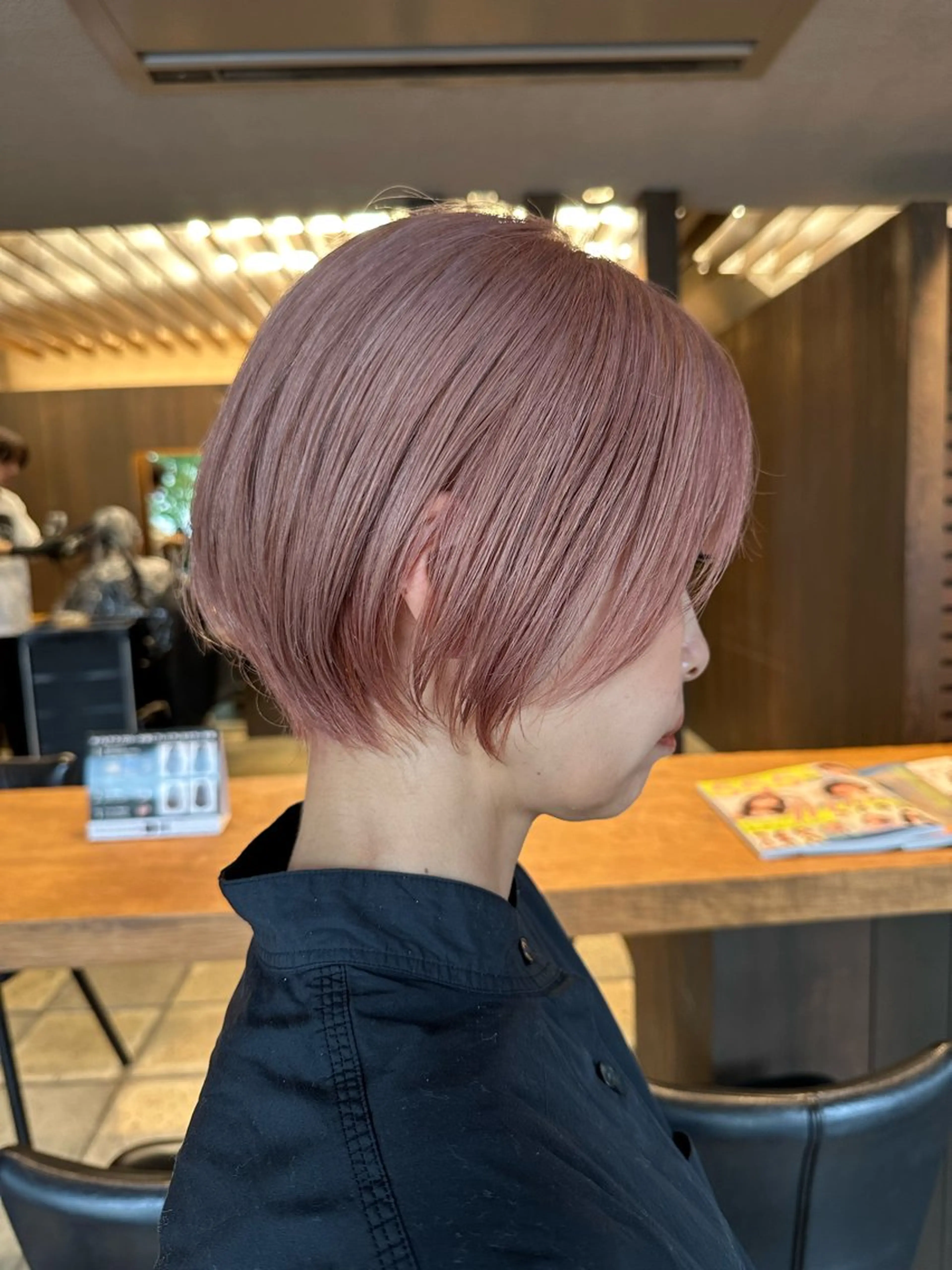 ショート カラー ベージュカラー ヘアカラー トリートメント 水光艶カラー/ 艶ブリーチ/颯のヘアスタイル