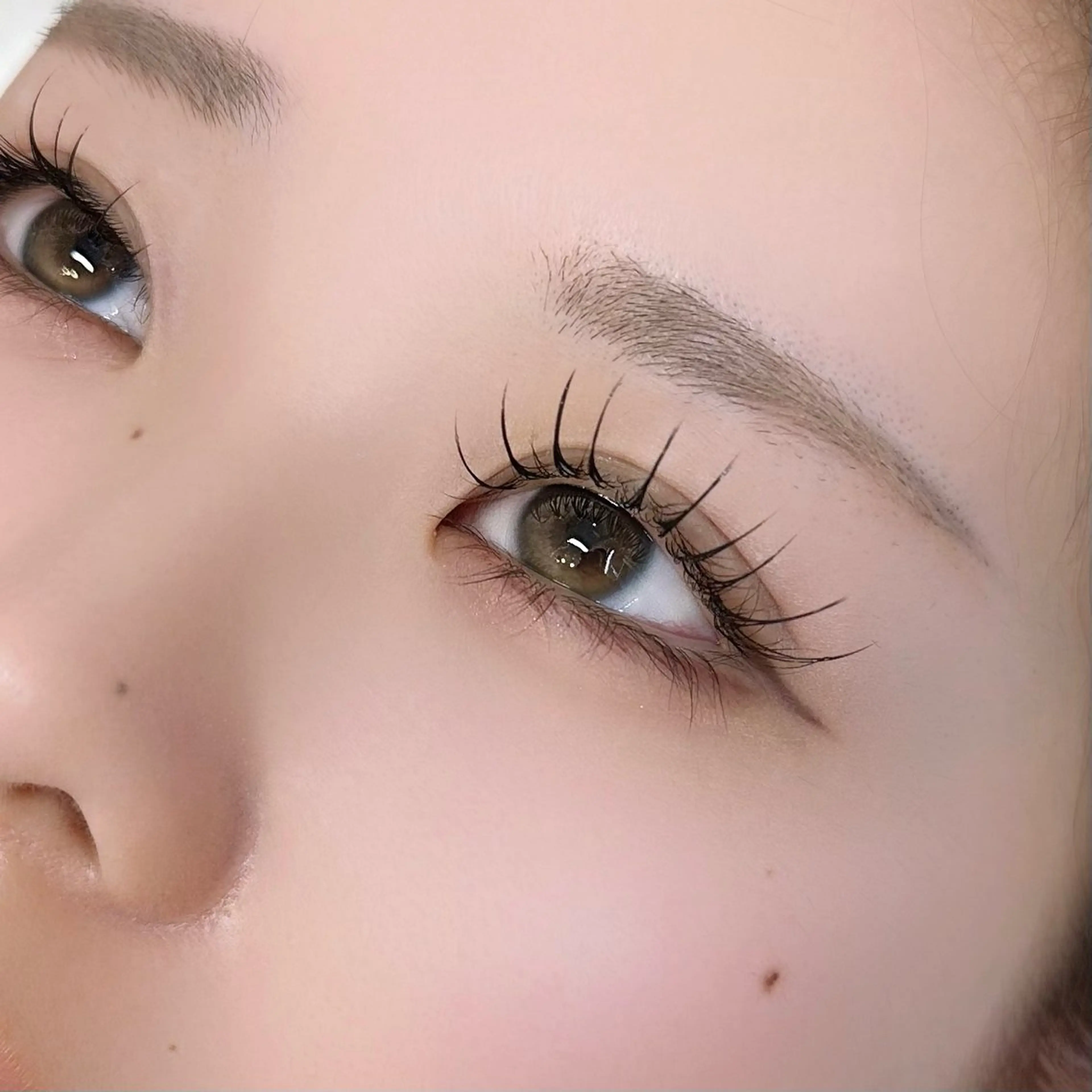 【期間限定❣️超お得🉐】上下LEDエクステ💫上フラットラッシュ100本+下マツエク40本迄(オフ/コーティング付)の写真