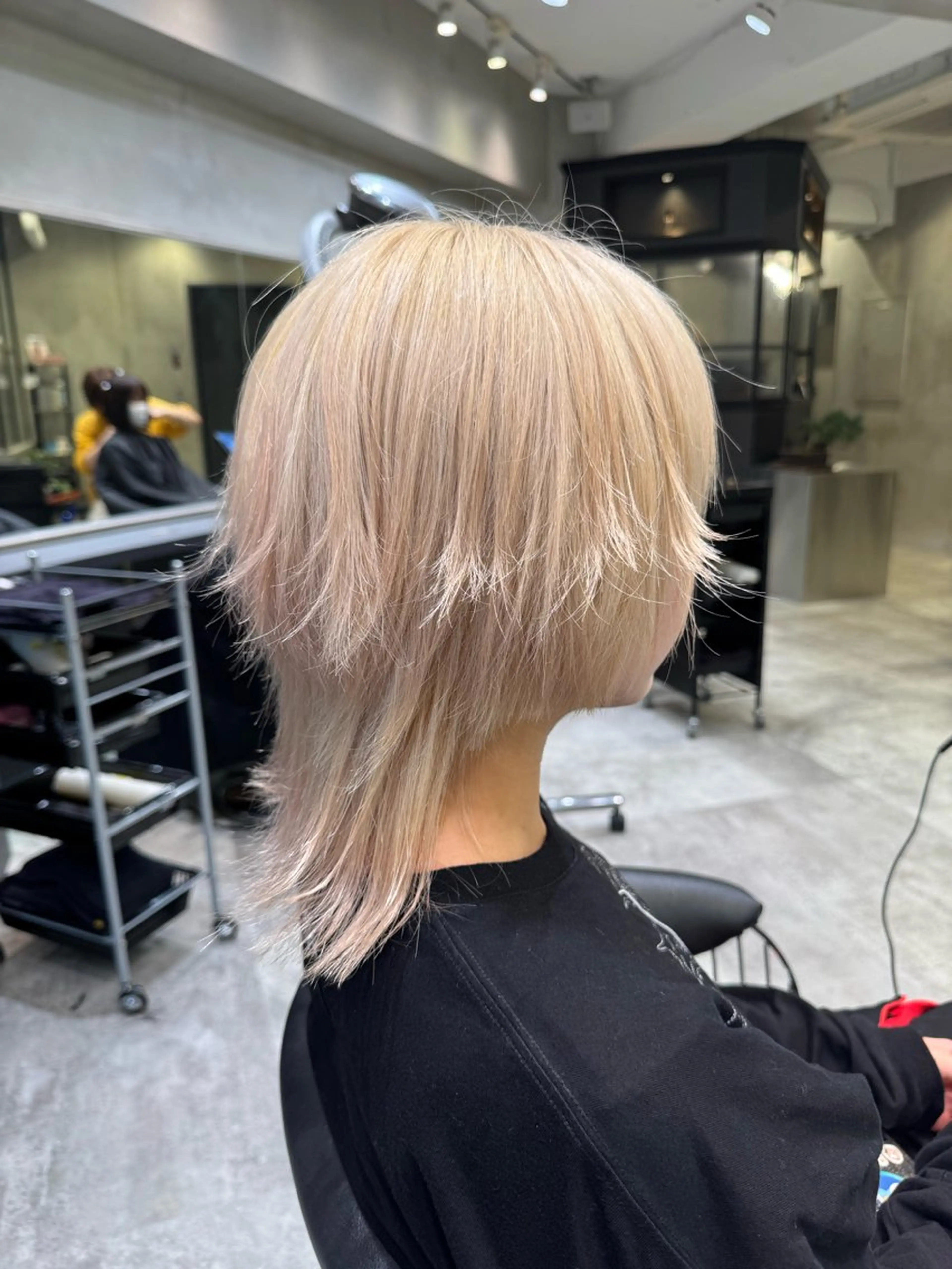 セミロング カット トリートメント ウルフ/レイヤー/ ボブ/大石晴也🦋のヘアスタイル