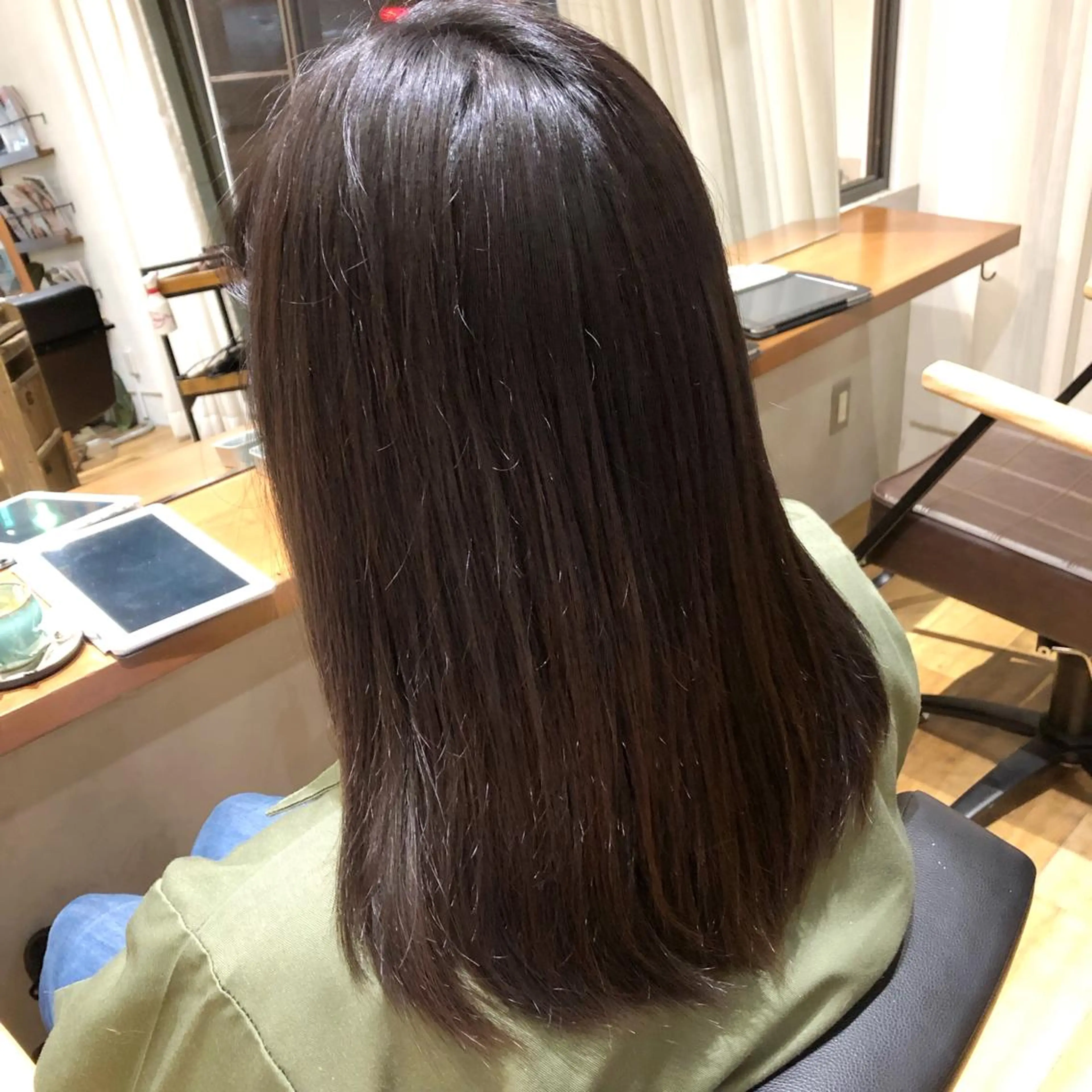ミディアム カラー アッシュ トリートメント カット ヘアカラー トリートメント ◇おの あすか◇のヘアスタイル