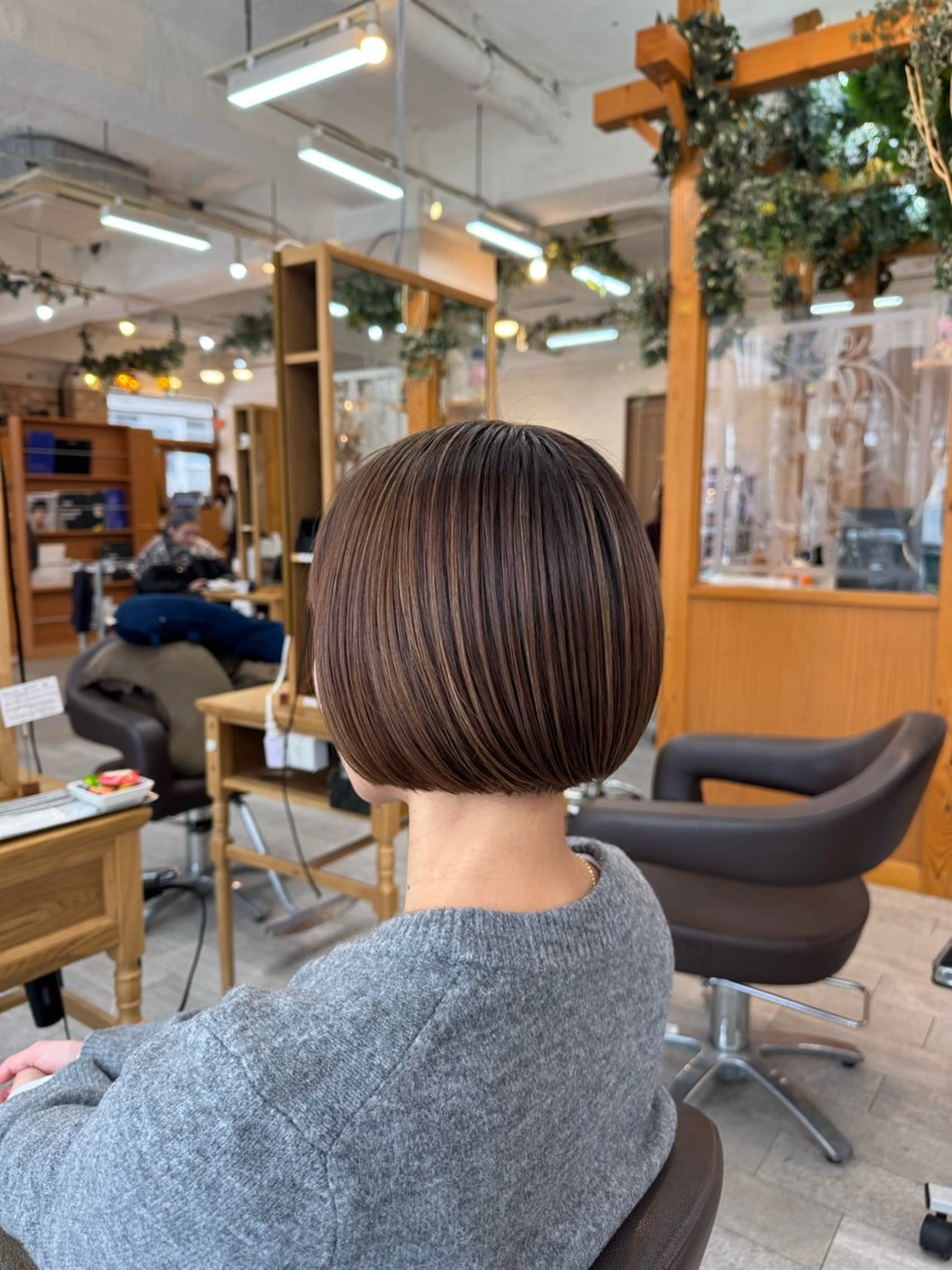 ショート カット ヘアカラー 細矢 翔太のヘアスタイル