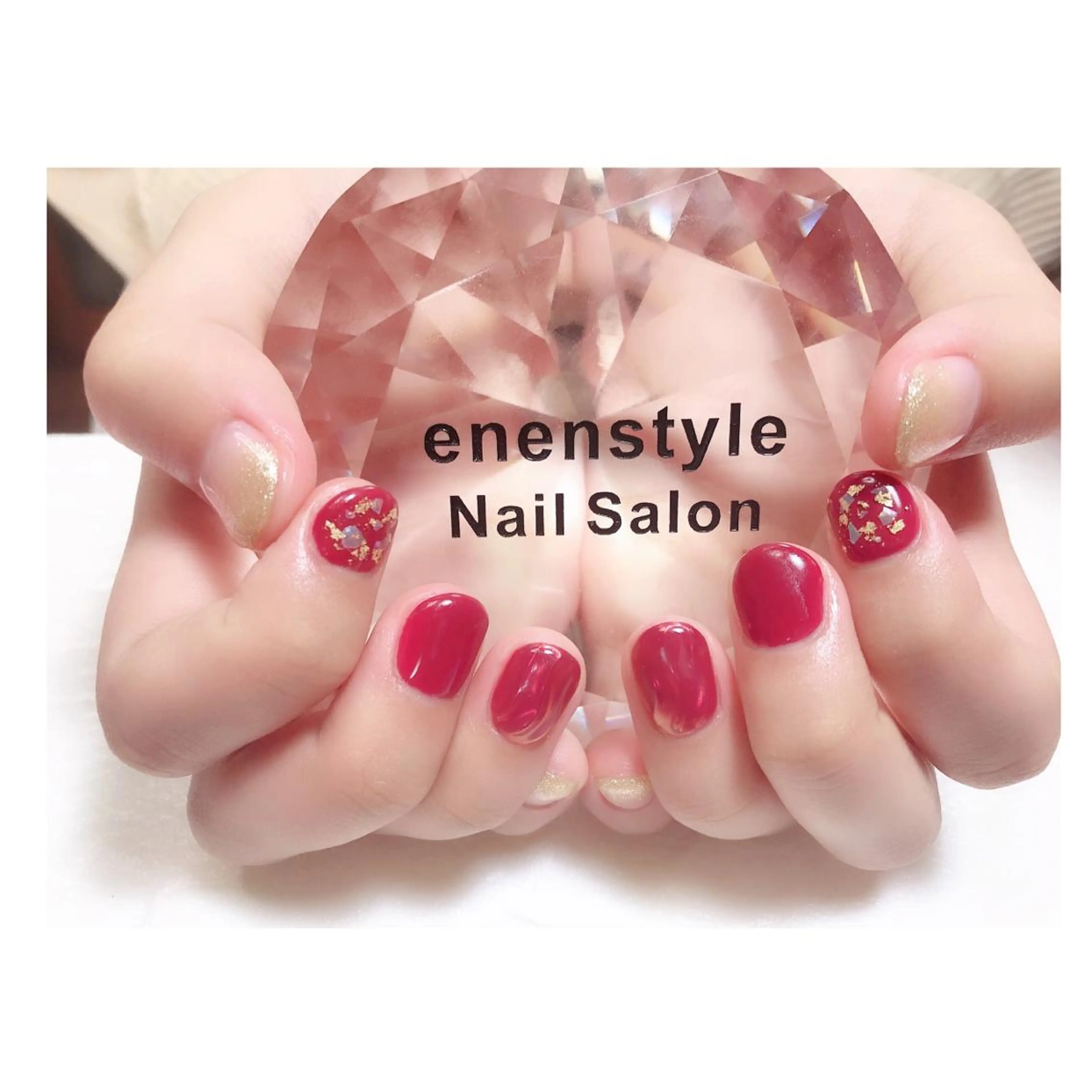ショート ネイル ジェルネイル グラデーション ラメ(グリッター) ミラーネイル ニュアンスネイル ハンドネイル 👑enen style👑のネイルデザイン