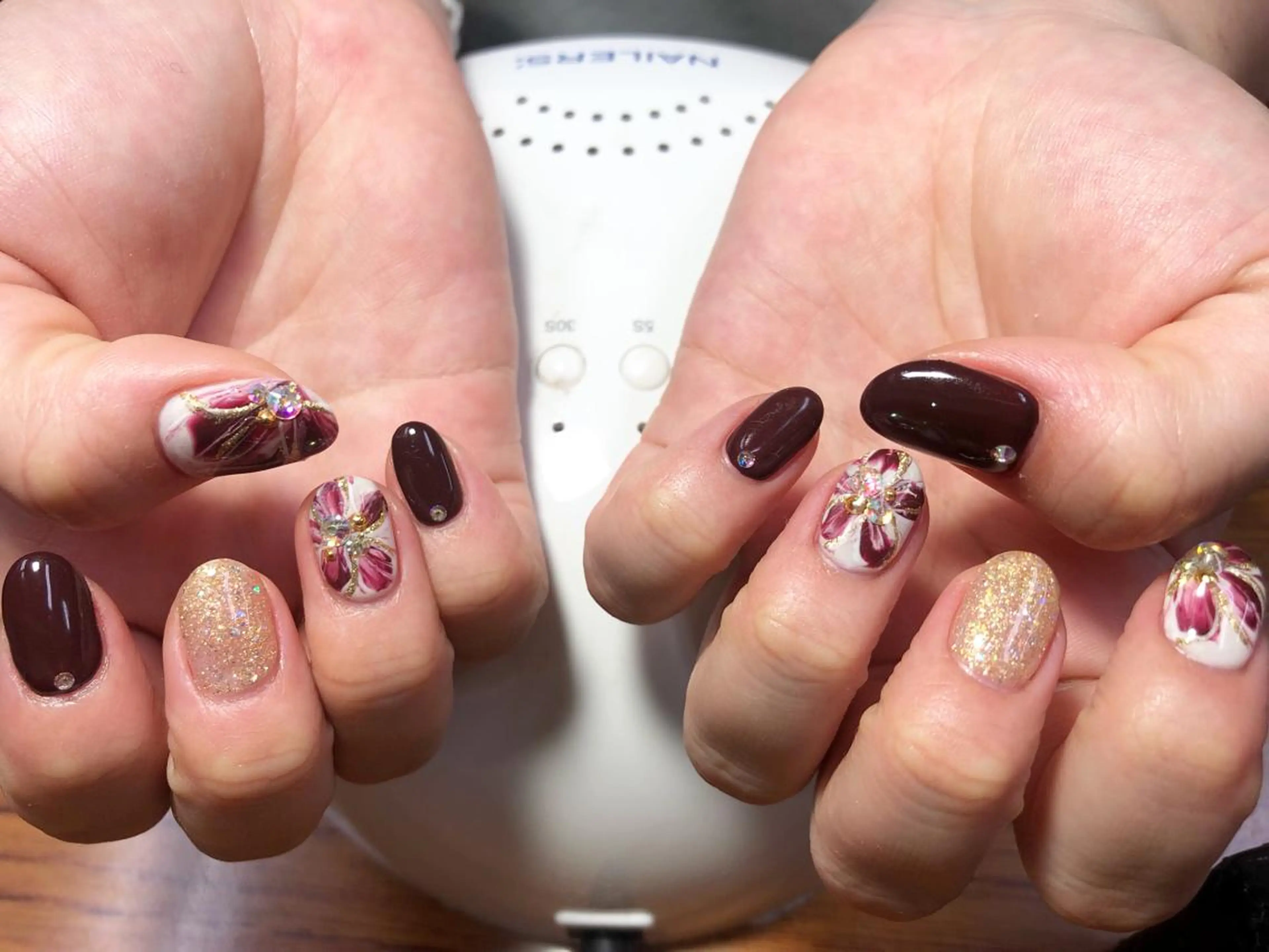 ネイル MaHaRo所属・S HARUKAのネイルデザイン