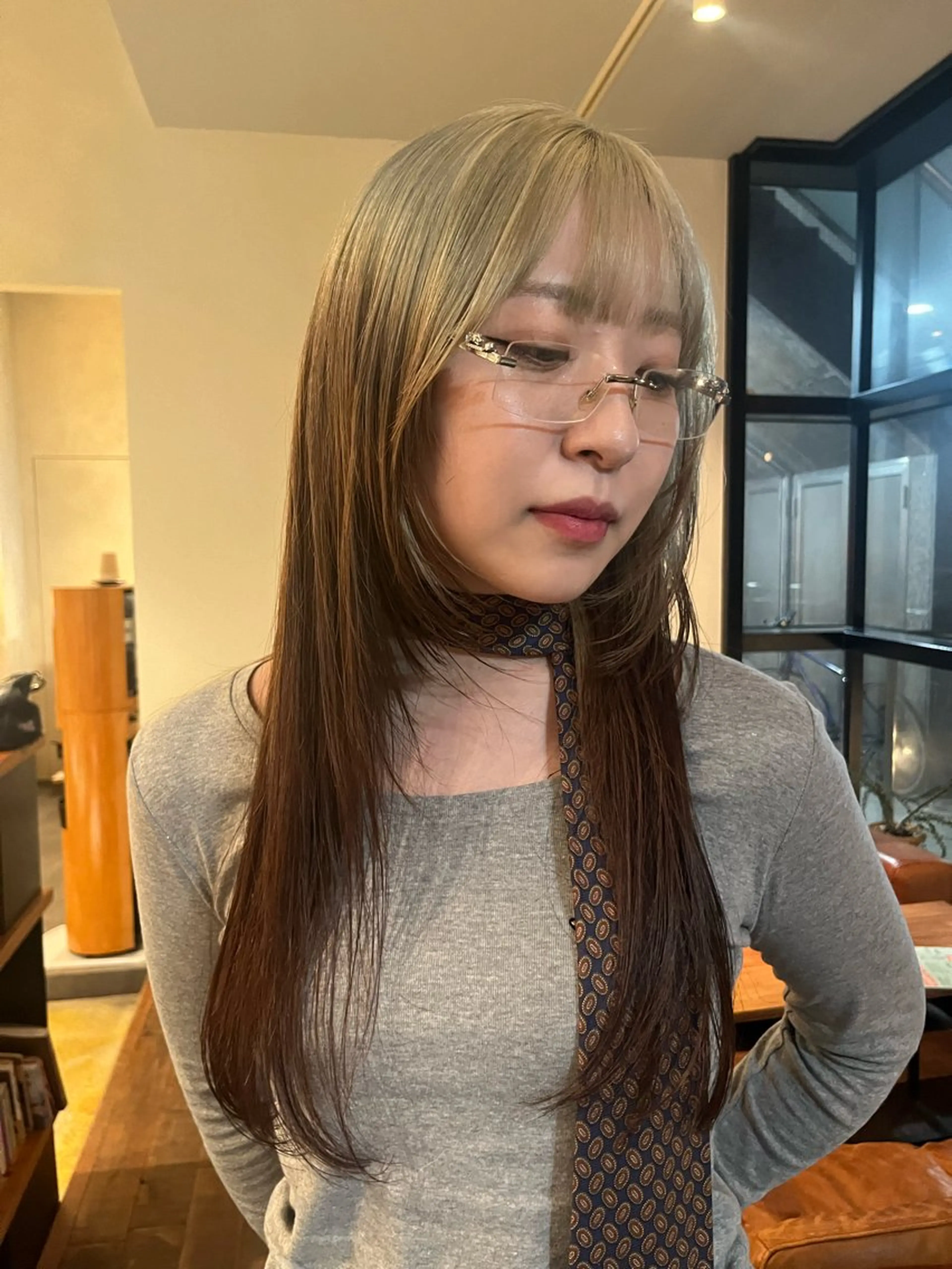 【🎚️デザインカラー🎚️】ブリーチ+カラーの写真