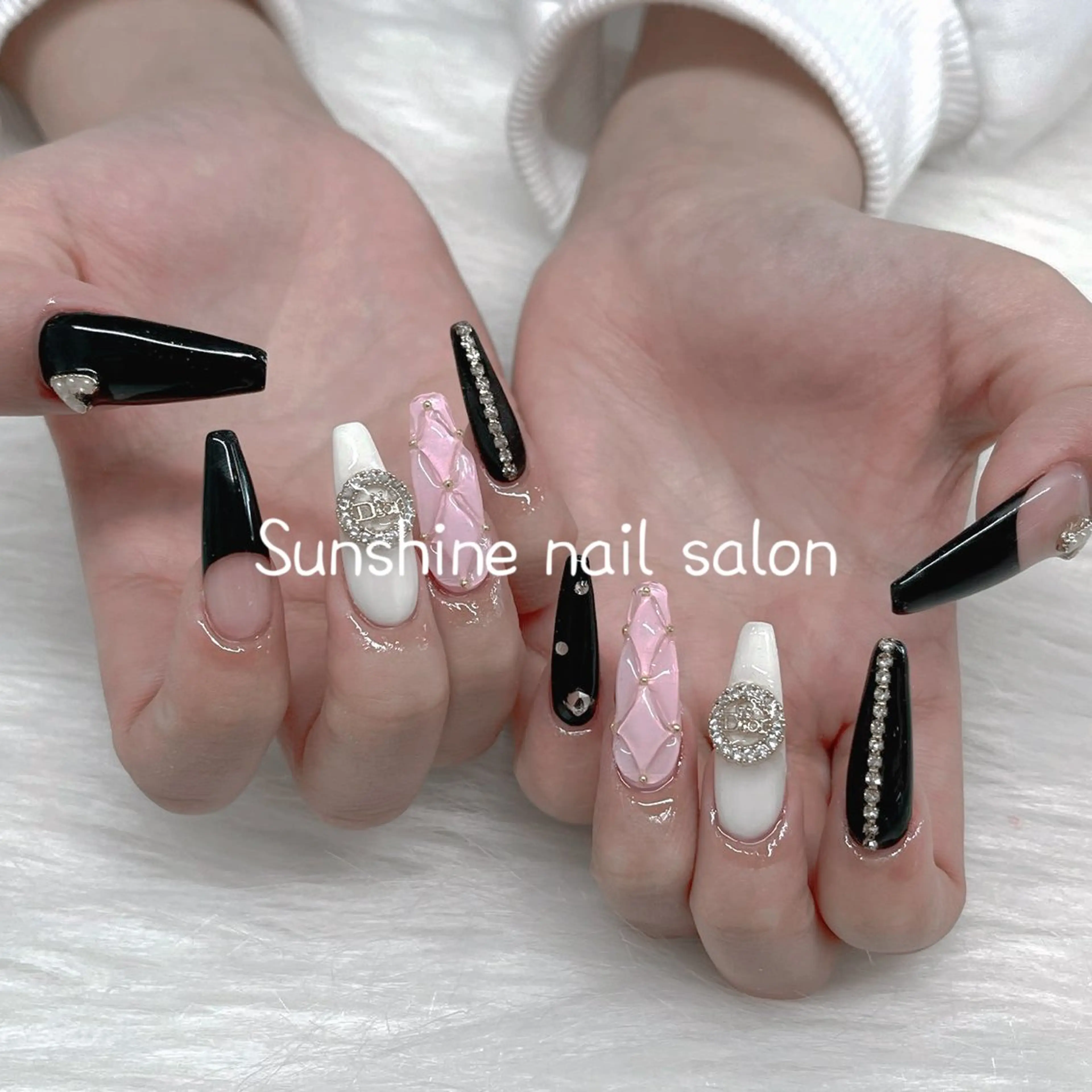 ネイル Sunshine   nail salon所属・サンシャイン ネイル池袋店のネイルデザイン