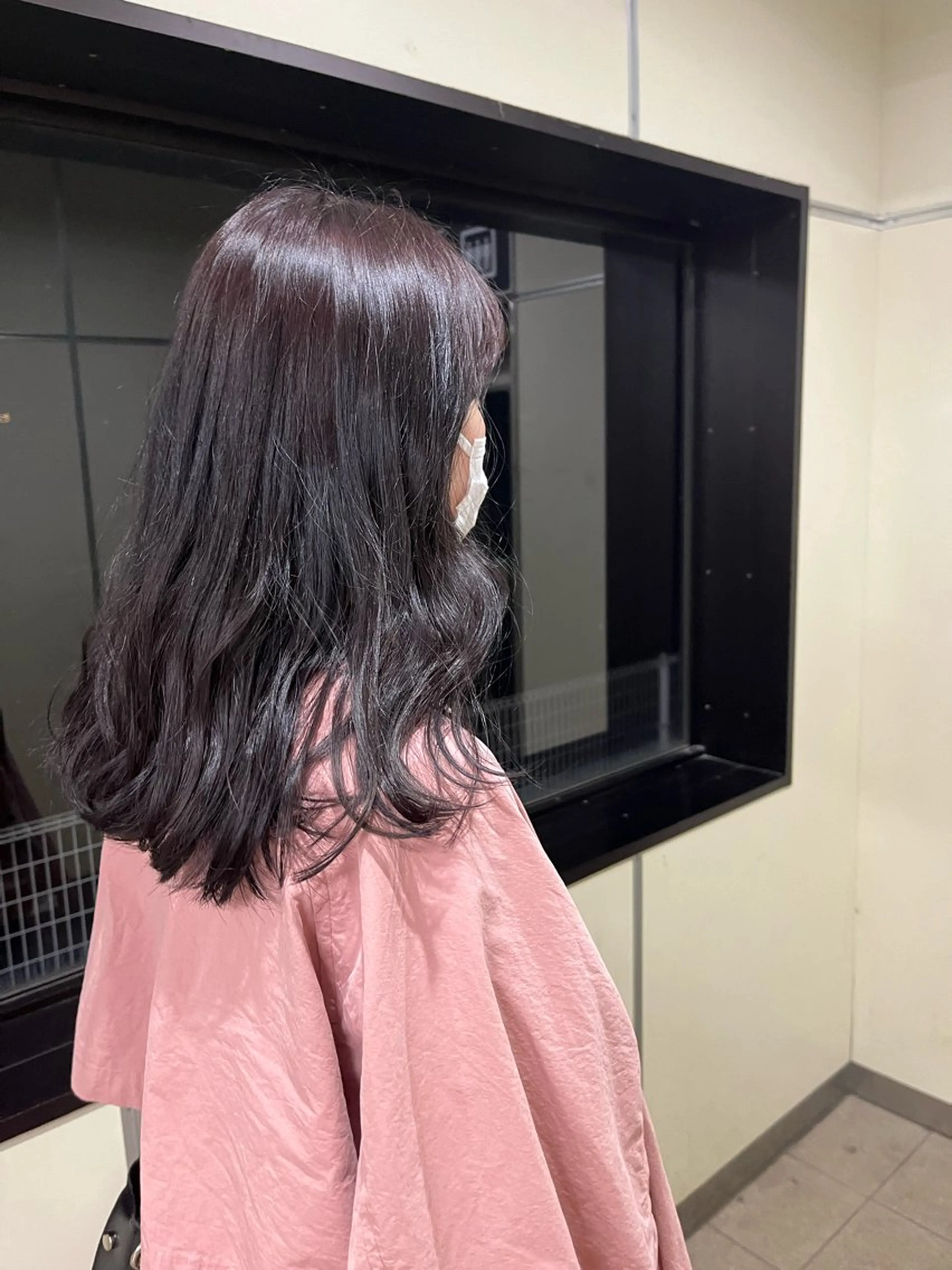 ロング カラー 早坂 さくらのヘアスタイル