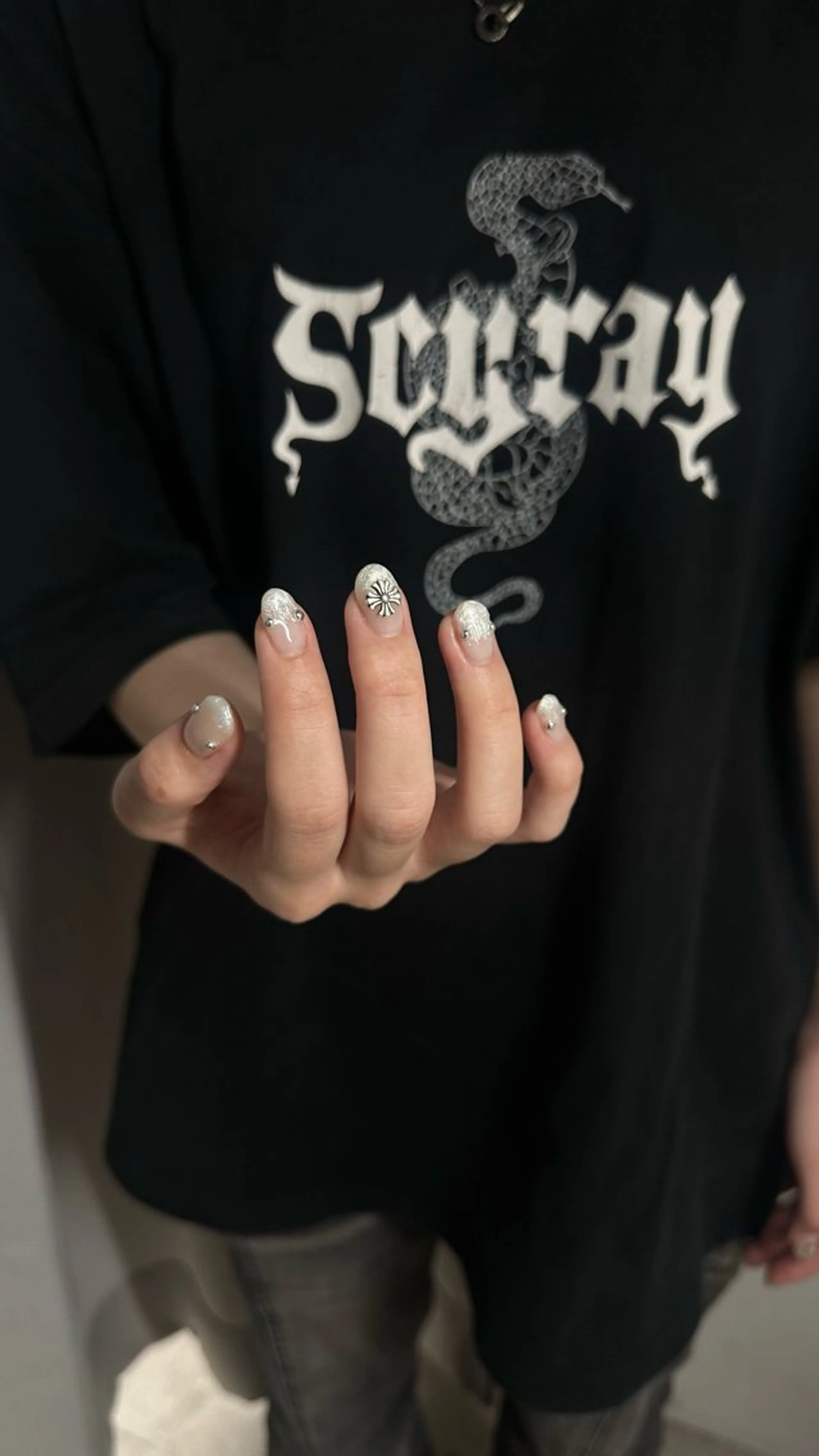 ネイル しおん⭐︎立川 sofaネイリストのネイルデザイン