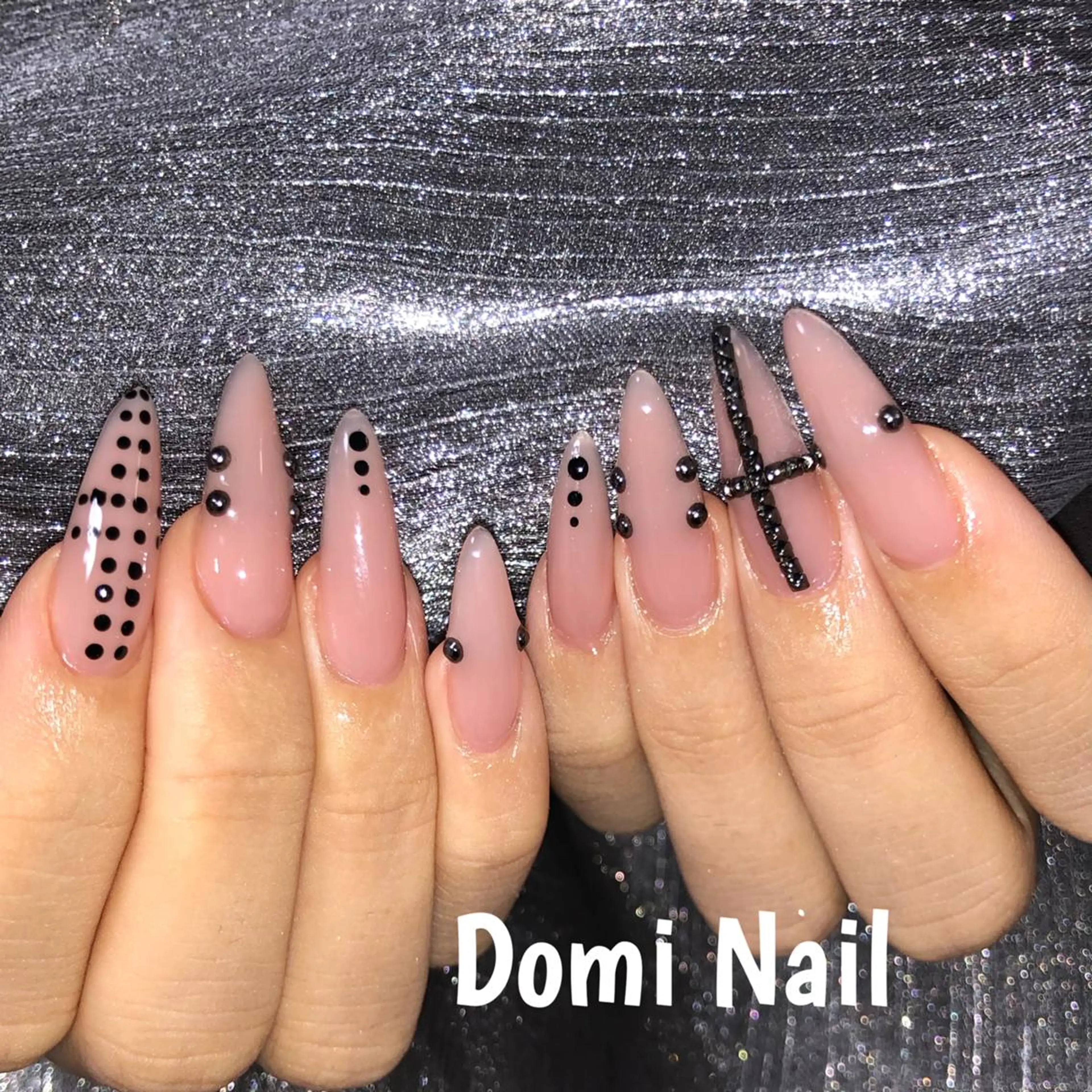 ネイル 持ち込み ネイルチップ ハンドネイル 渋谷 Domi Nailのネイルデザイン