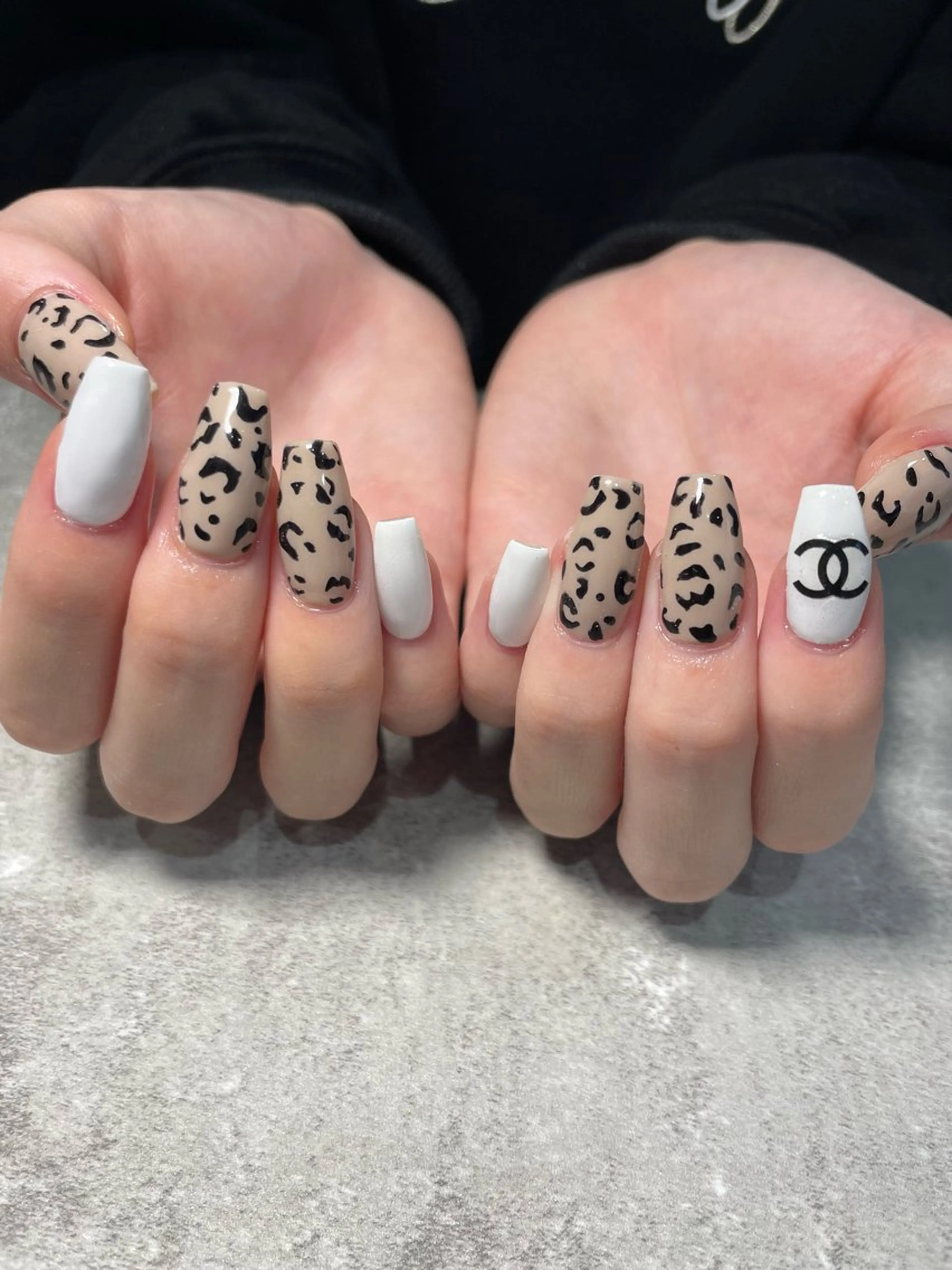 ネイル 持ち込み ハンドネイル Raviliss ♡のネイルデザイン