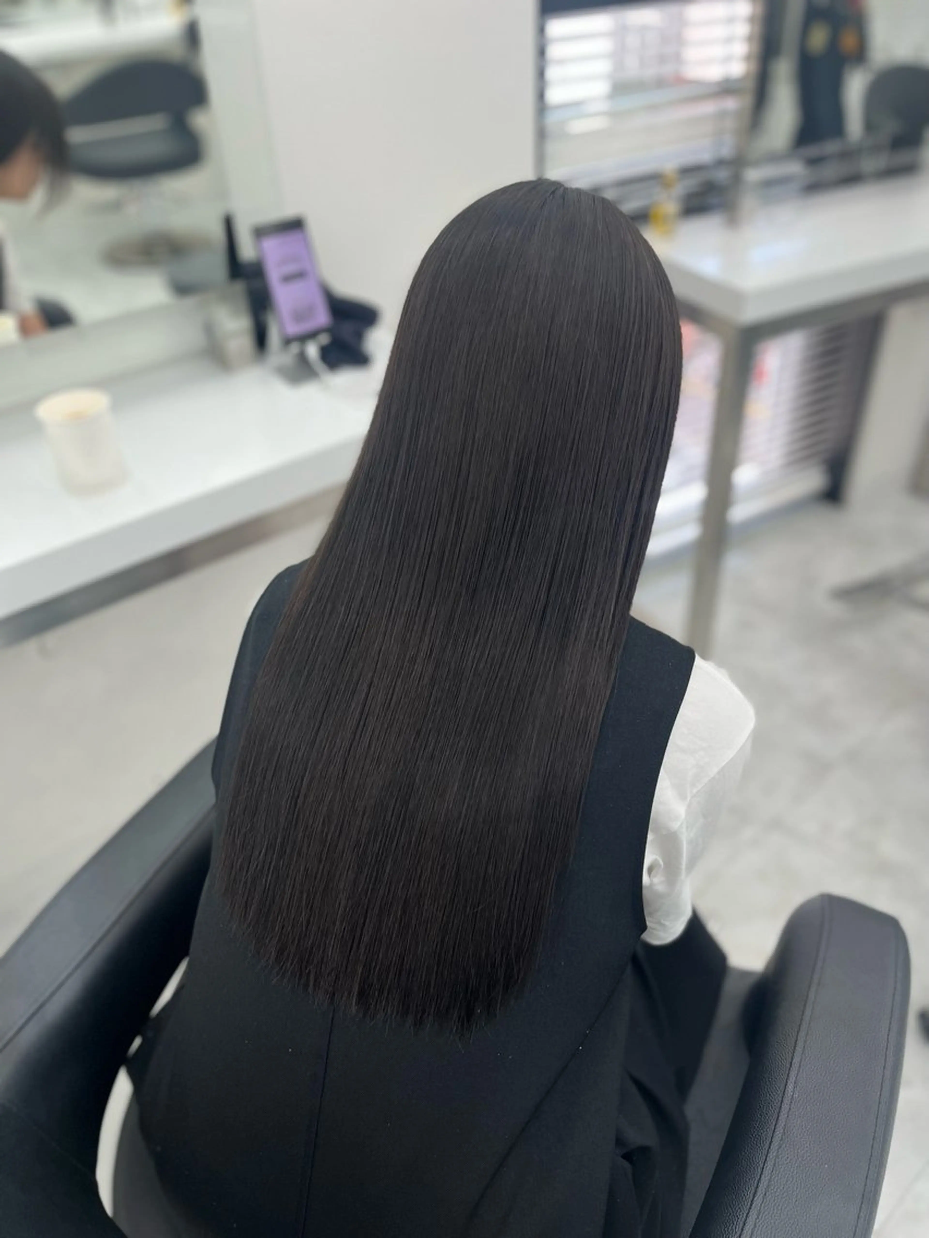 🍒ྀི平日限定🍒ྀིカット＋ケアカラー＋髪質改善トリートメント【艶髪】【ストレートパーマ】の写真