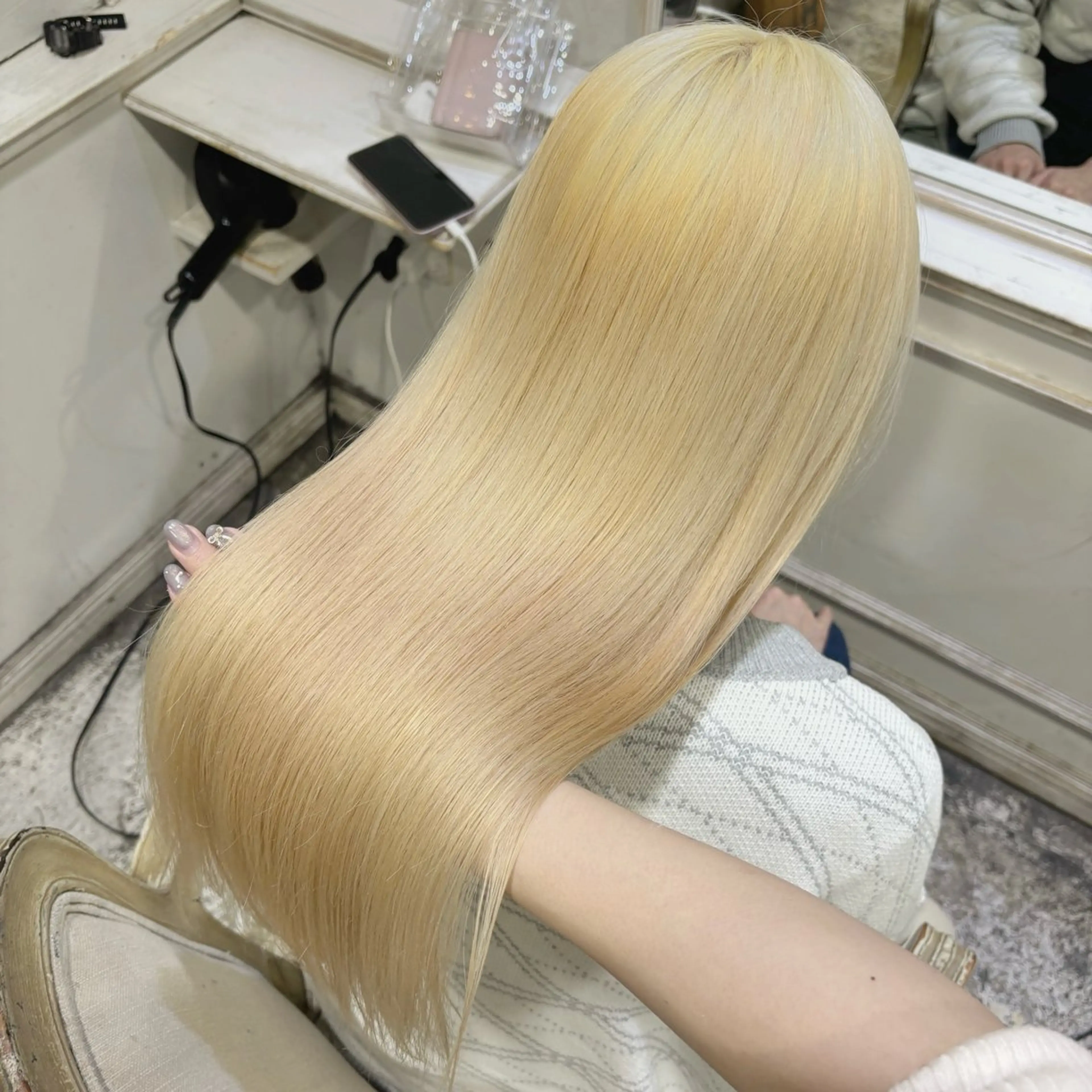 ロング カラー 柔らかブリーチ 🤎YUKAのヘアスタイル