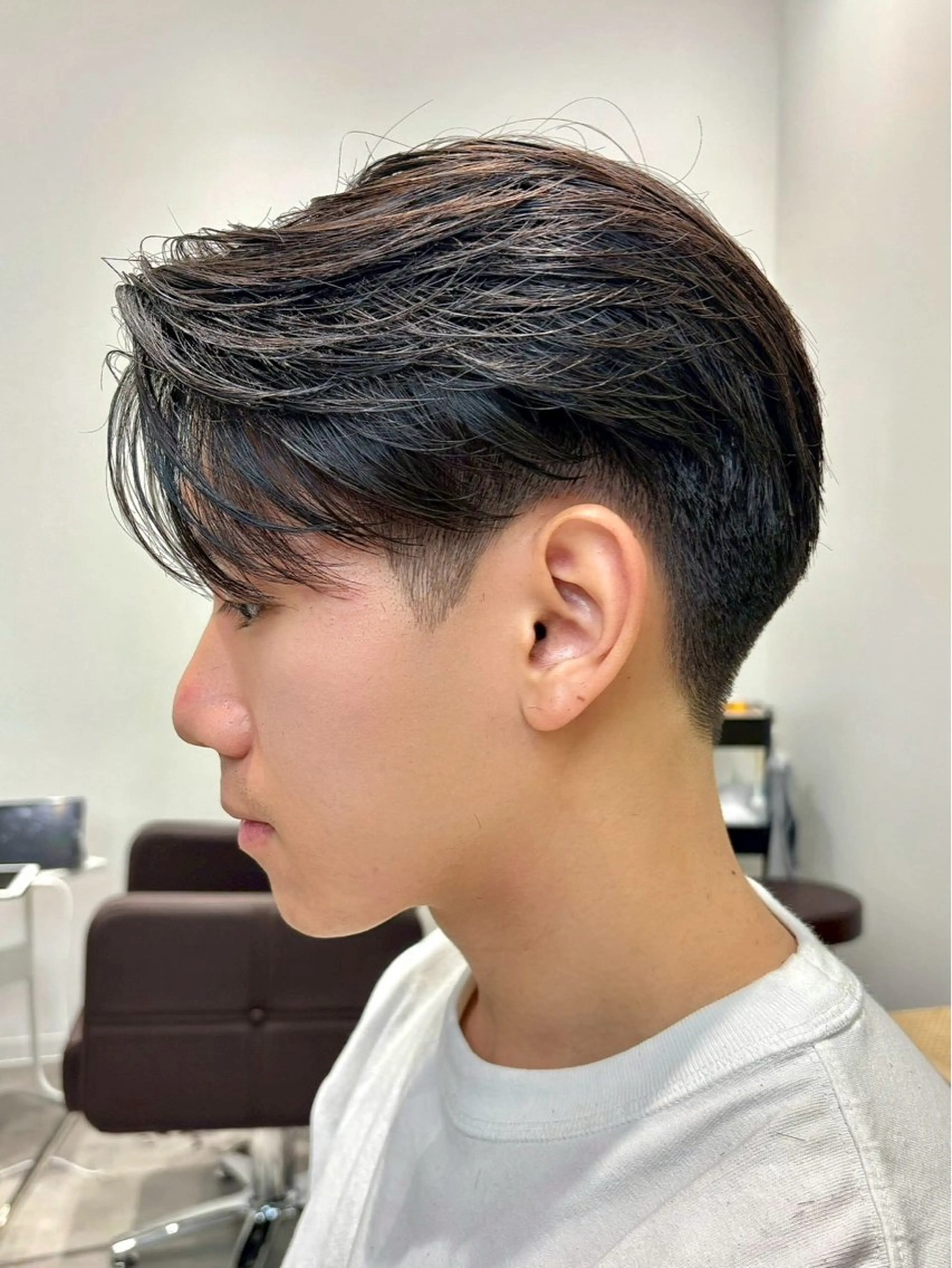 骨格補正カット【センターパート】【メンズカット】の写真