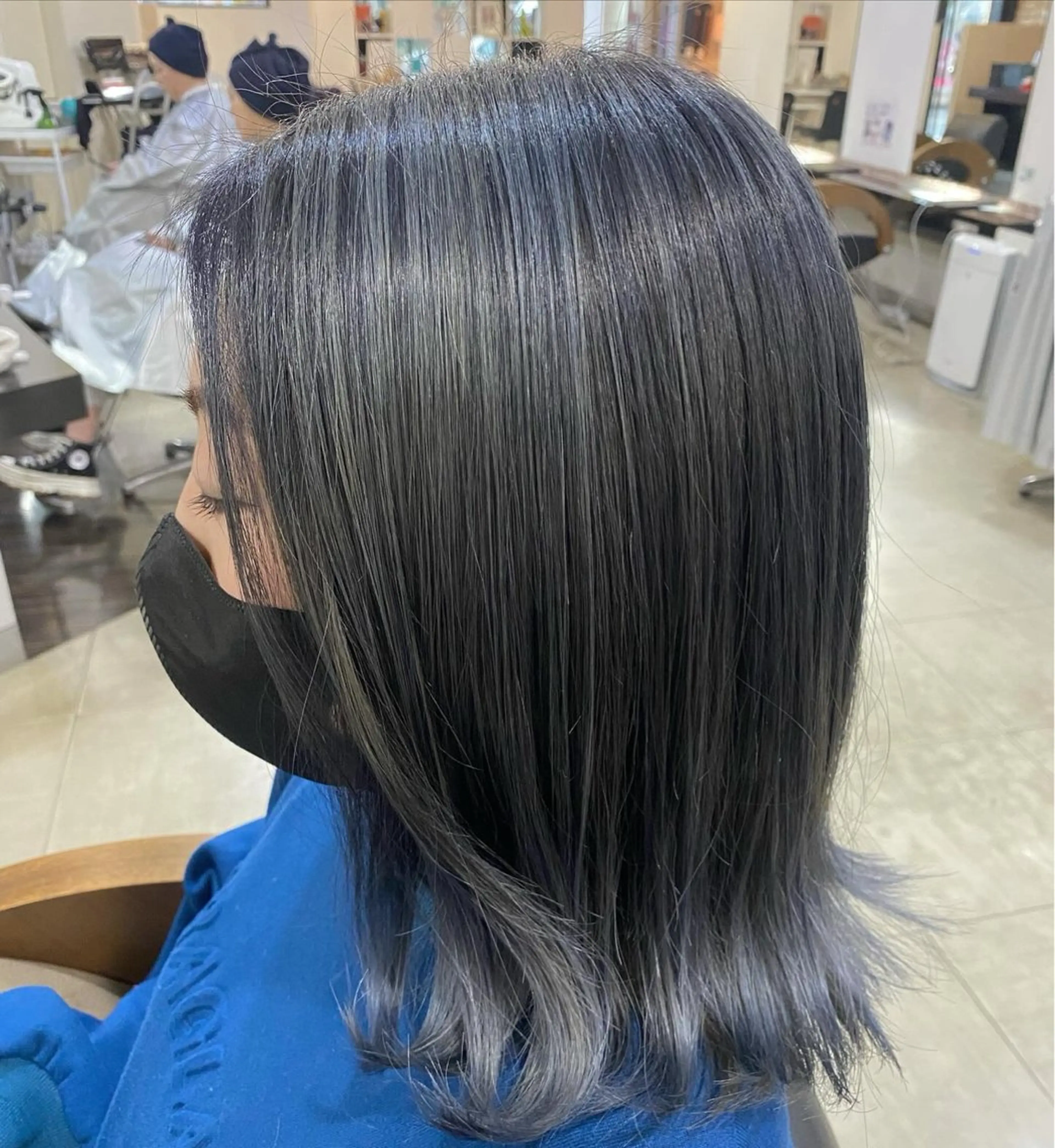 ミディアム カラー ヘアアレンジ アッシュ バレイヤージュ レイヤーカット DISCOHAIRsanc（ルジャルダン町田）所属・烏山 達也のヘアスタイル