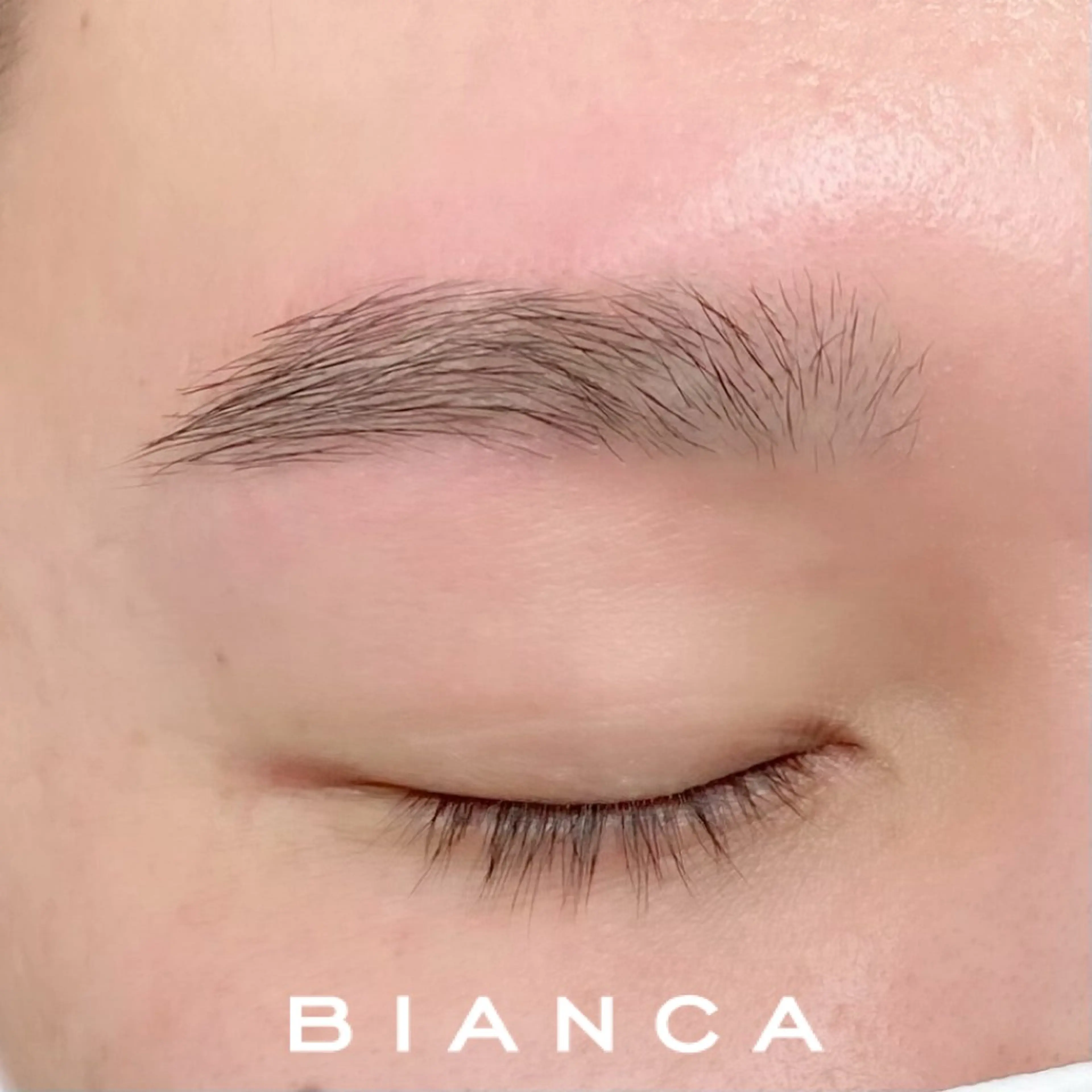 アイブロウ Bianca Motohashiのマツエク・マツパデザイン