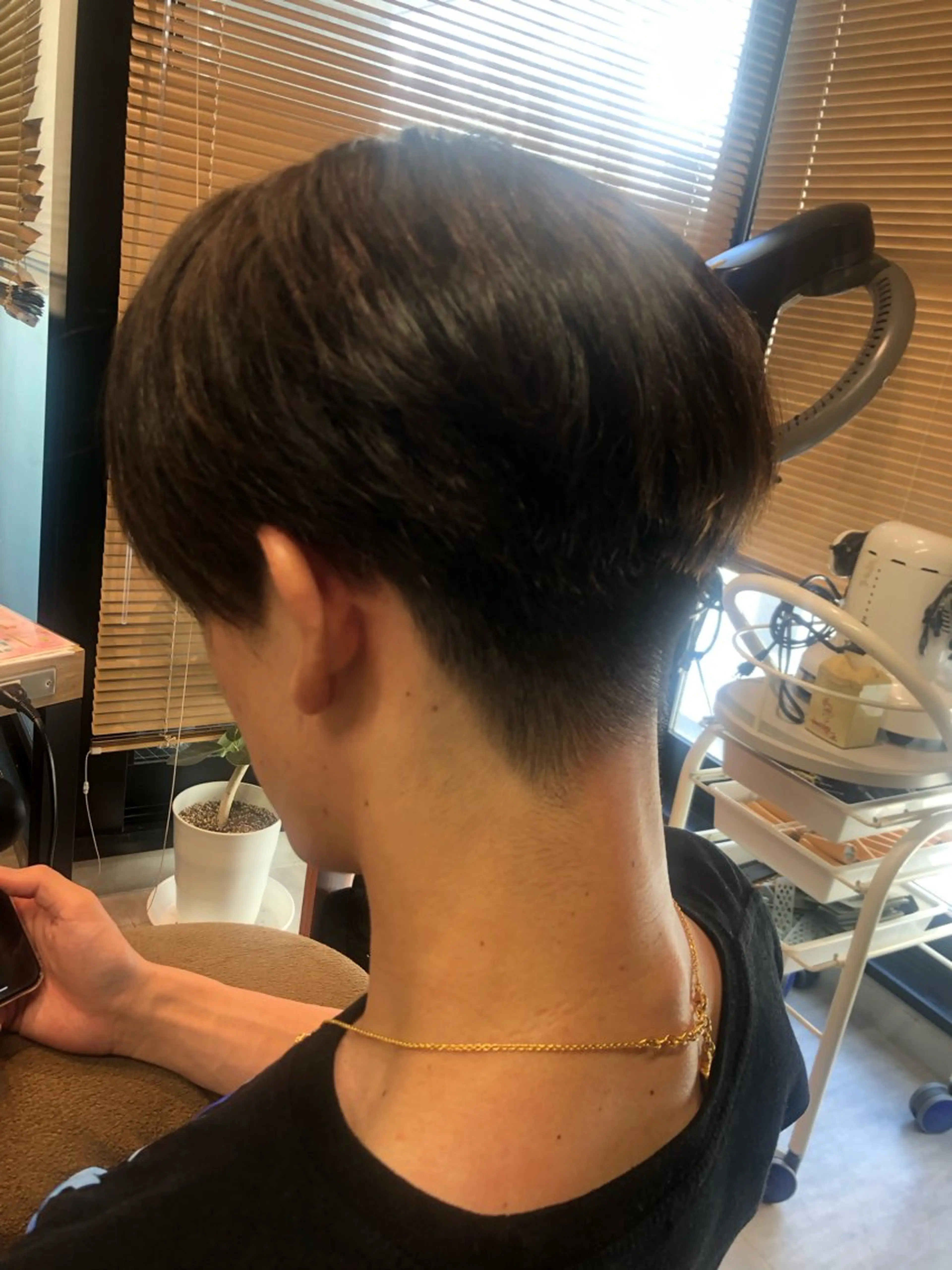 メンズ マッシュ 🎀縮毛矯正.暗髪 .艶髪🩶ちひろのヘアスタイル