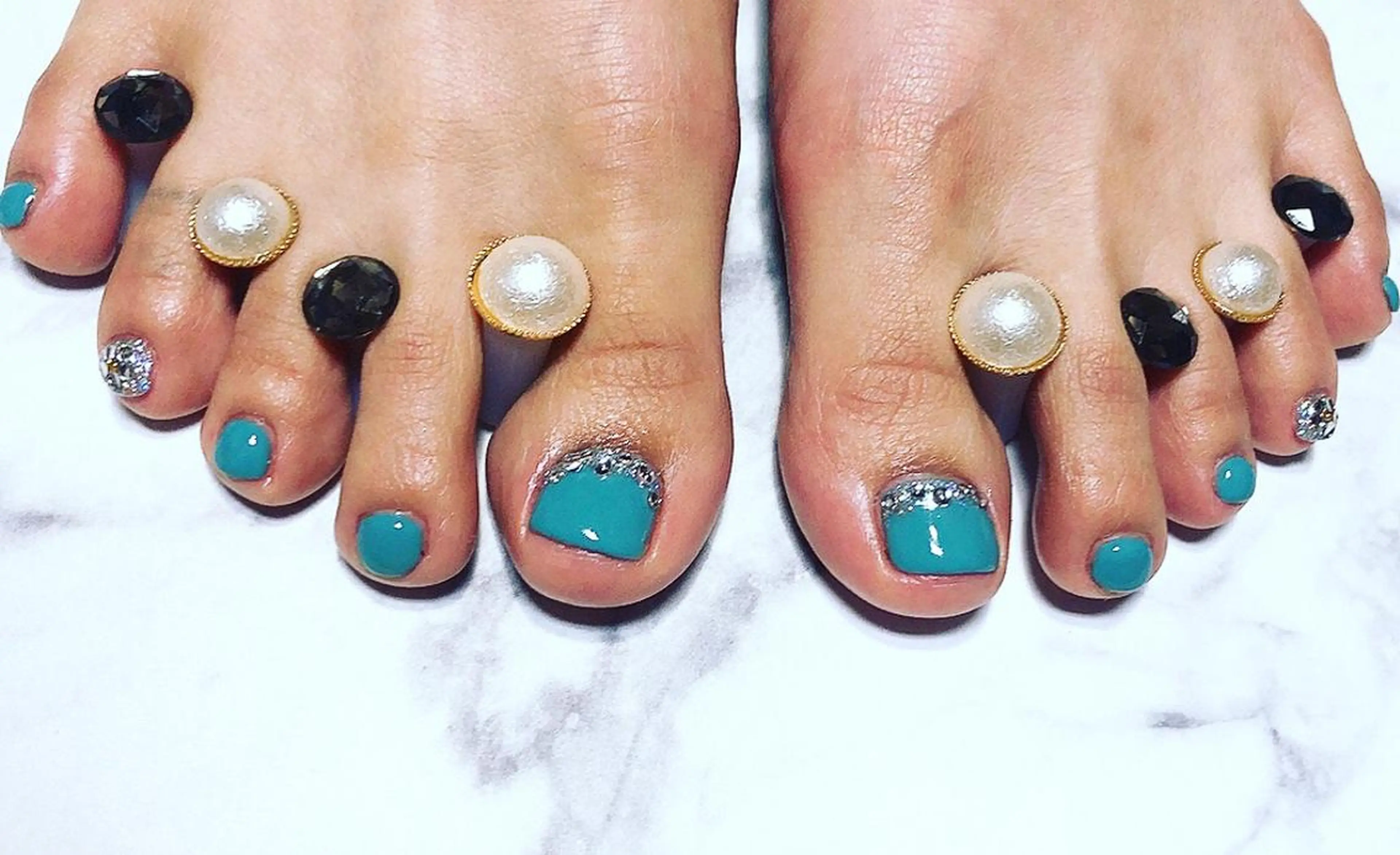 ネイル フラワーネイル フットネイル ジェルネイル 春ネイル A"nail ネイリストayanaのネイルデザイン