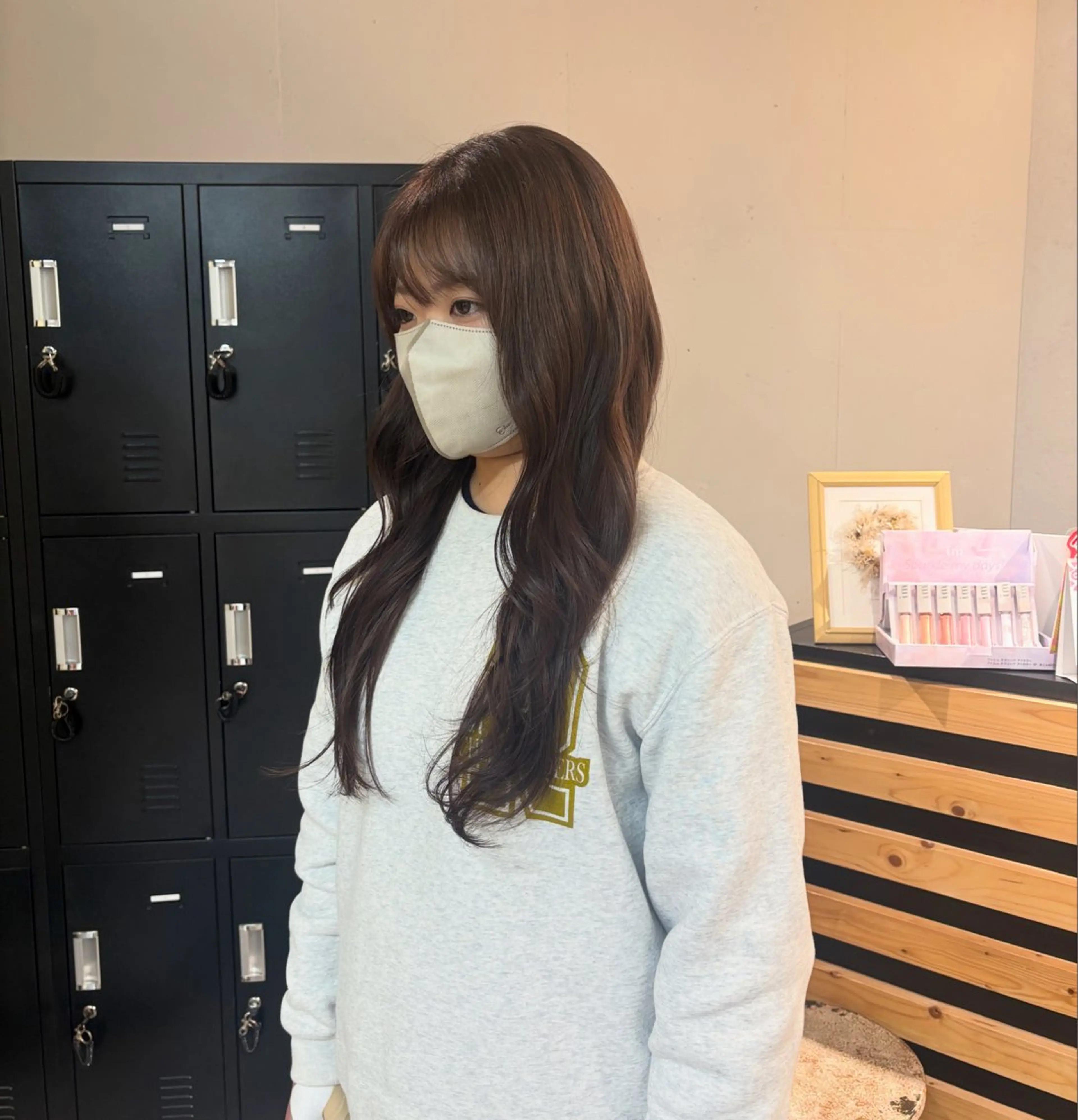 ロング ヘアカラー 中田 桃夏のヘアスタイル