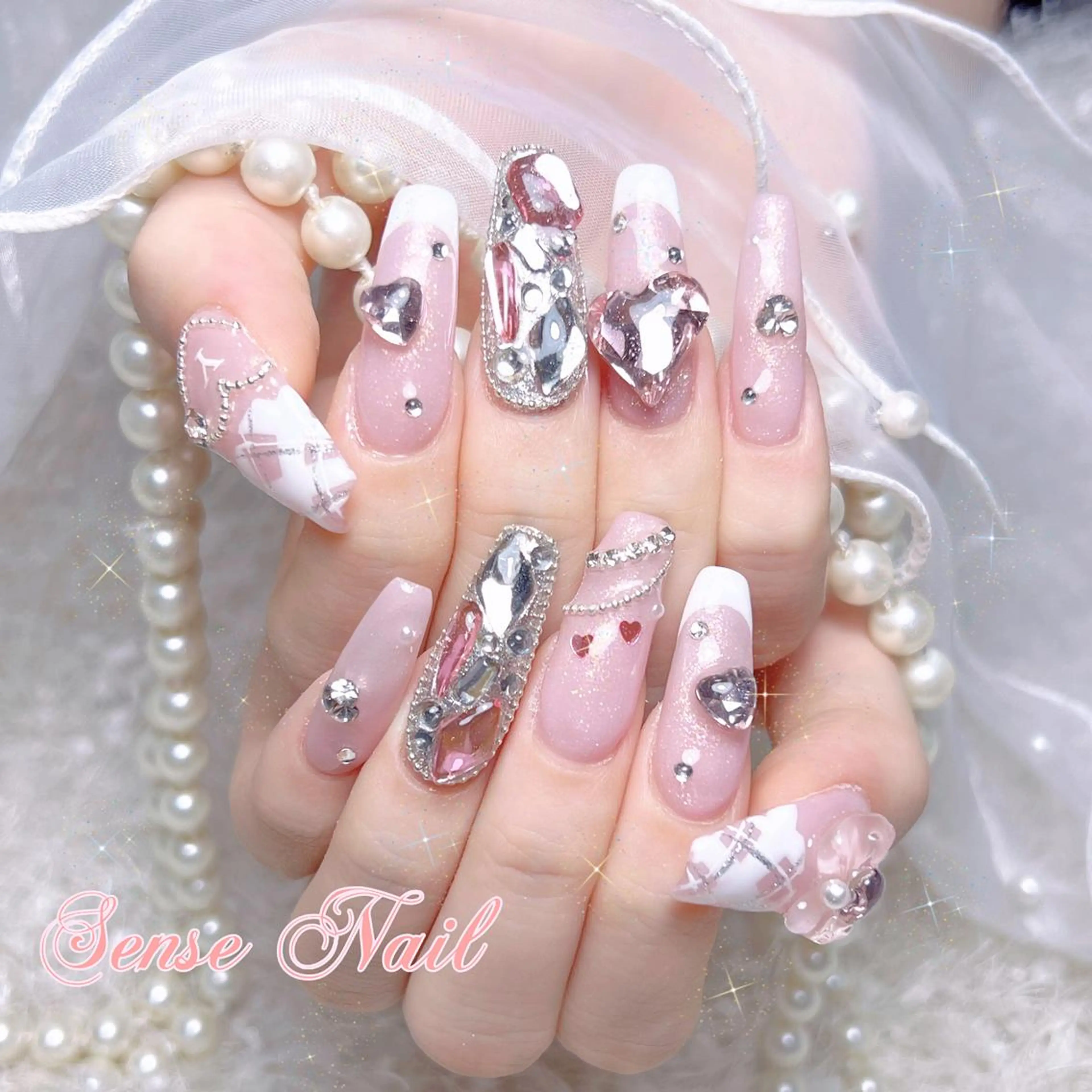 ネイル ハート ハンドネイル ハンドケア Feinn Ink💕のネイルデザイン