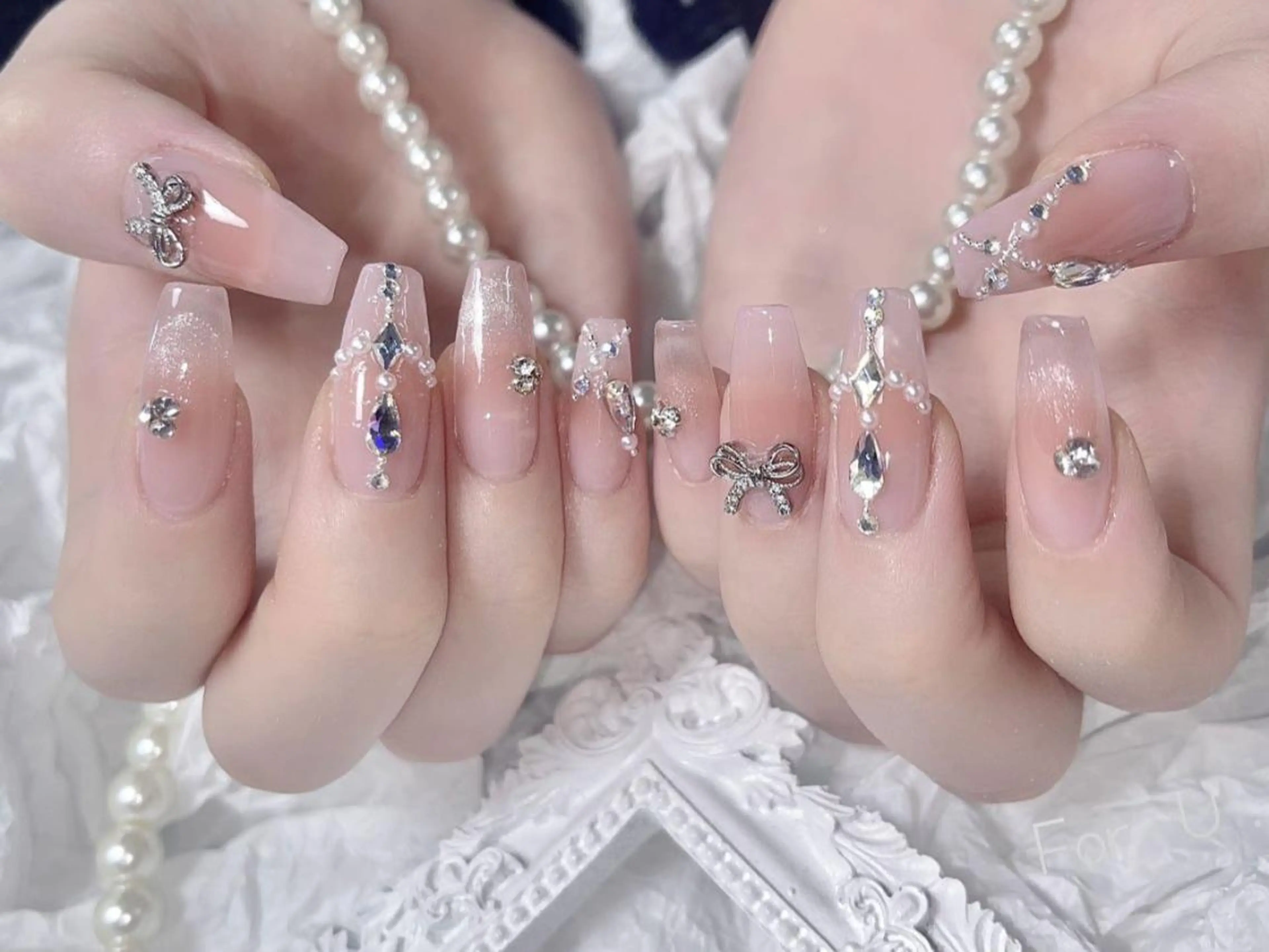 メンズ ネイル アートネイル フレンチネイル ジェルネイル キラキラネイル パラジェル Bloom kabukiのネイルデザイン