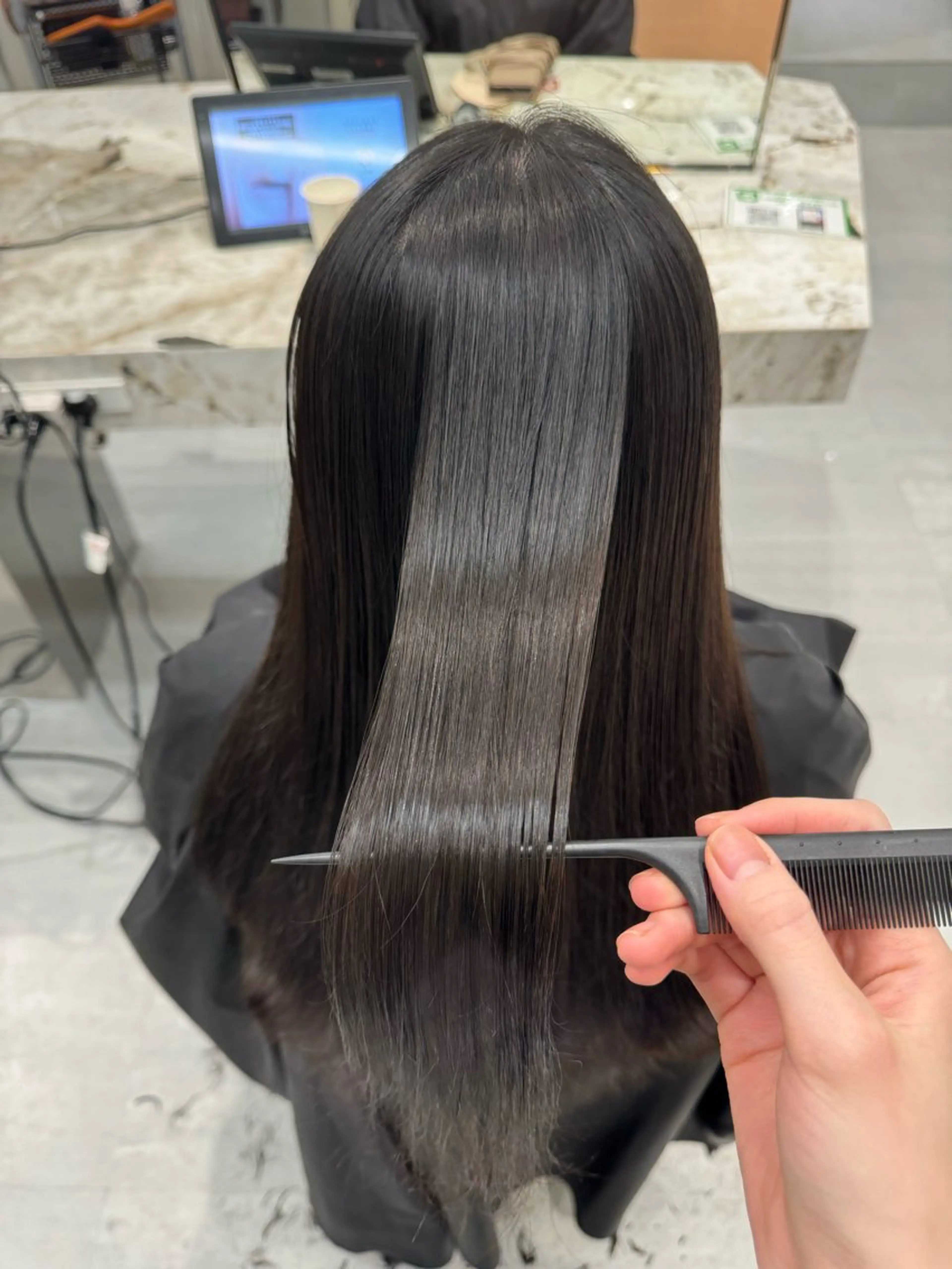 ミディアム カラー 髪質改善 アイブロウサロン WHITE EYE 銀座 眉毛専門店【ホワイトアイ】所属・White eye 🫧ユウリのマツエク・マツパデザイン