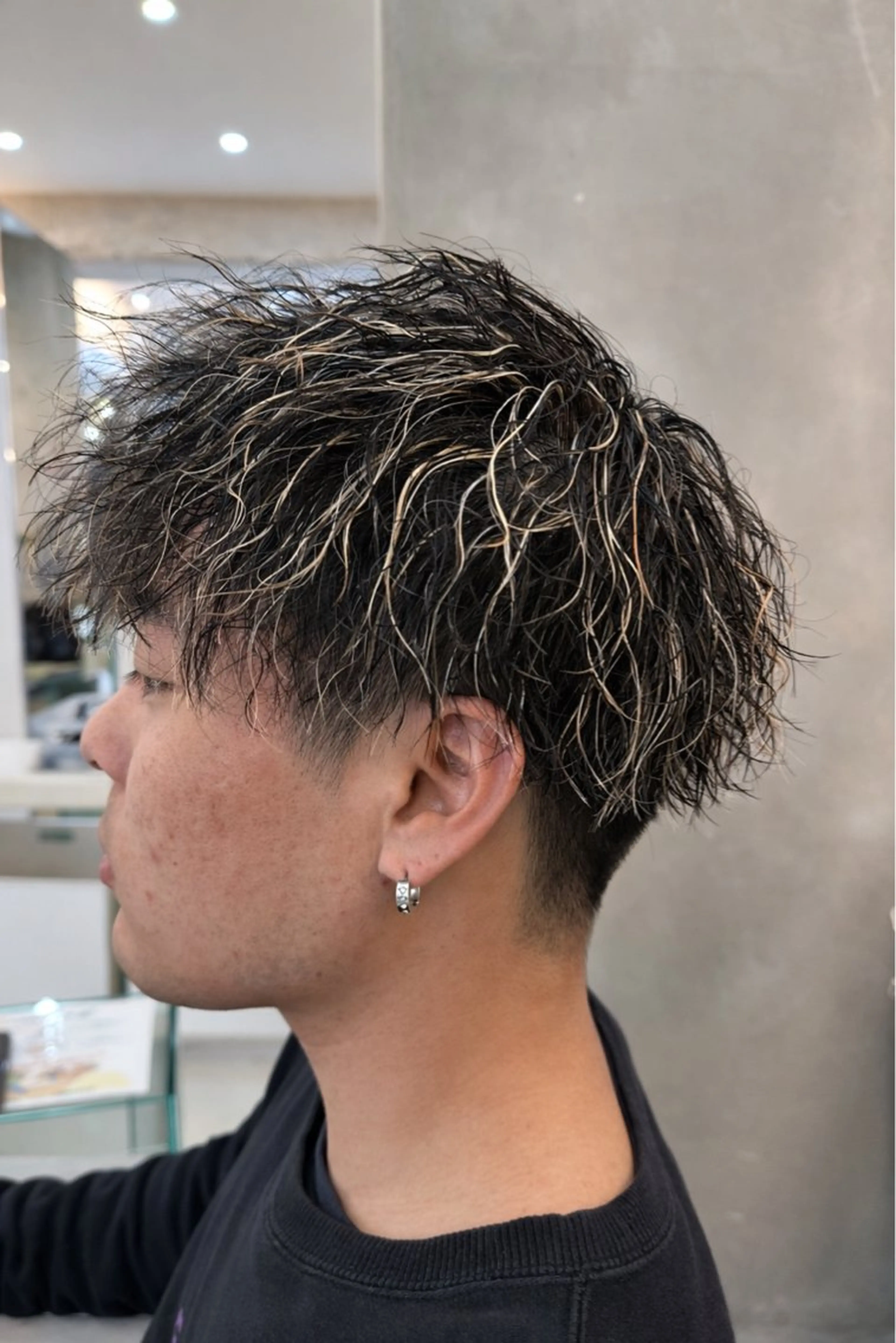 メンズ カット ヘアカラー パーマ メンズ特化/メンズ パーマ/ハイトーンのヘアスタイル