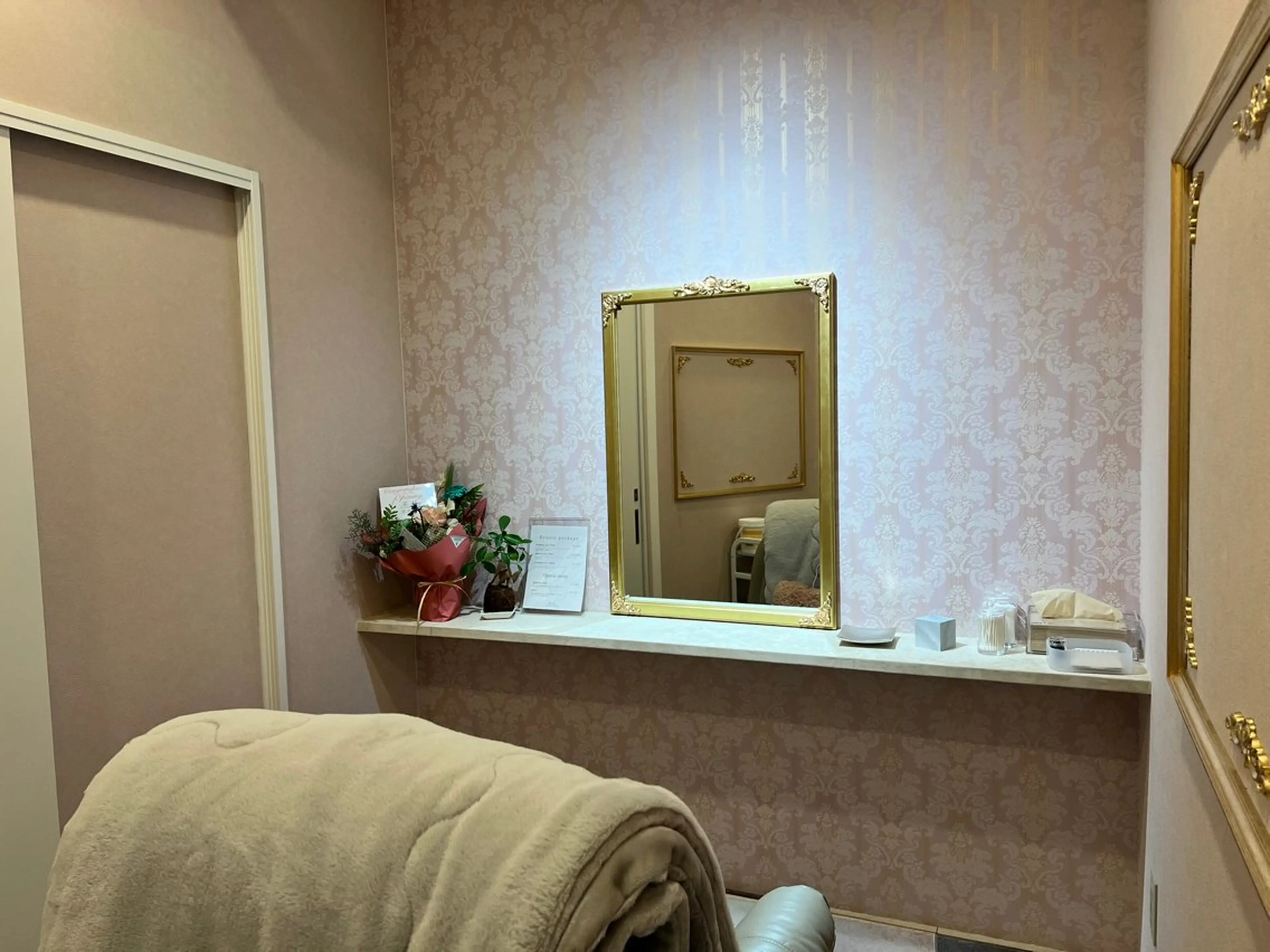 Facial salon uru.所属・松島 奈緒のエステ・リラクイメージ