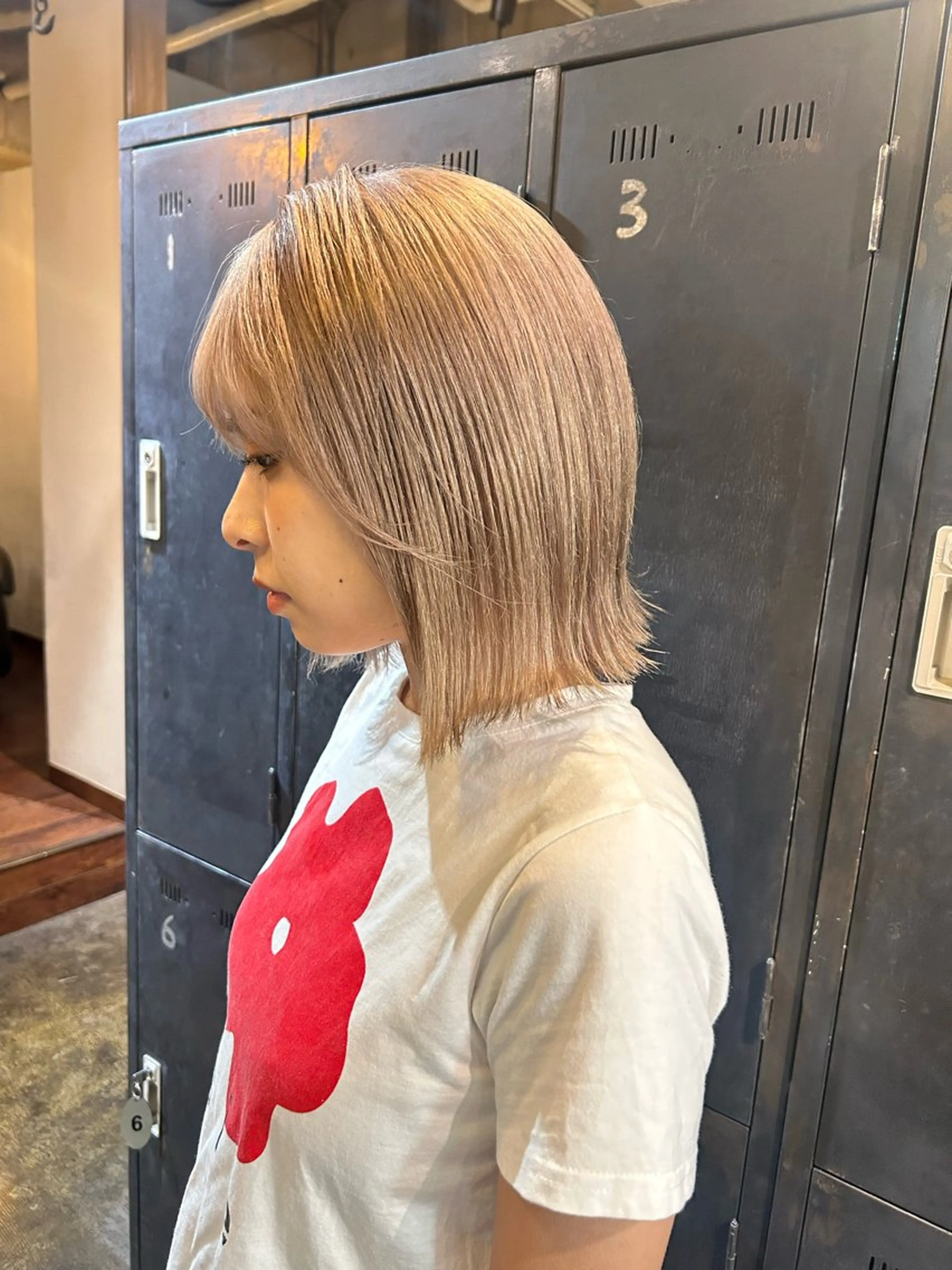 ミディアム カット ヘアカラー トリートメント L STUDIO所属・ハイトーン/ブリーチ 🧁soraのヘアスタイル