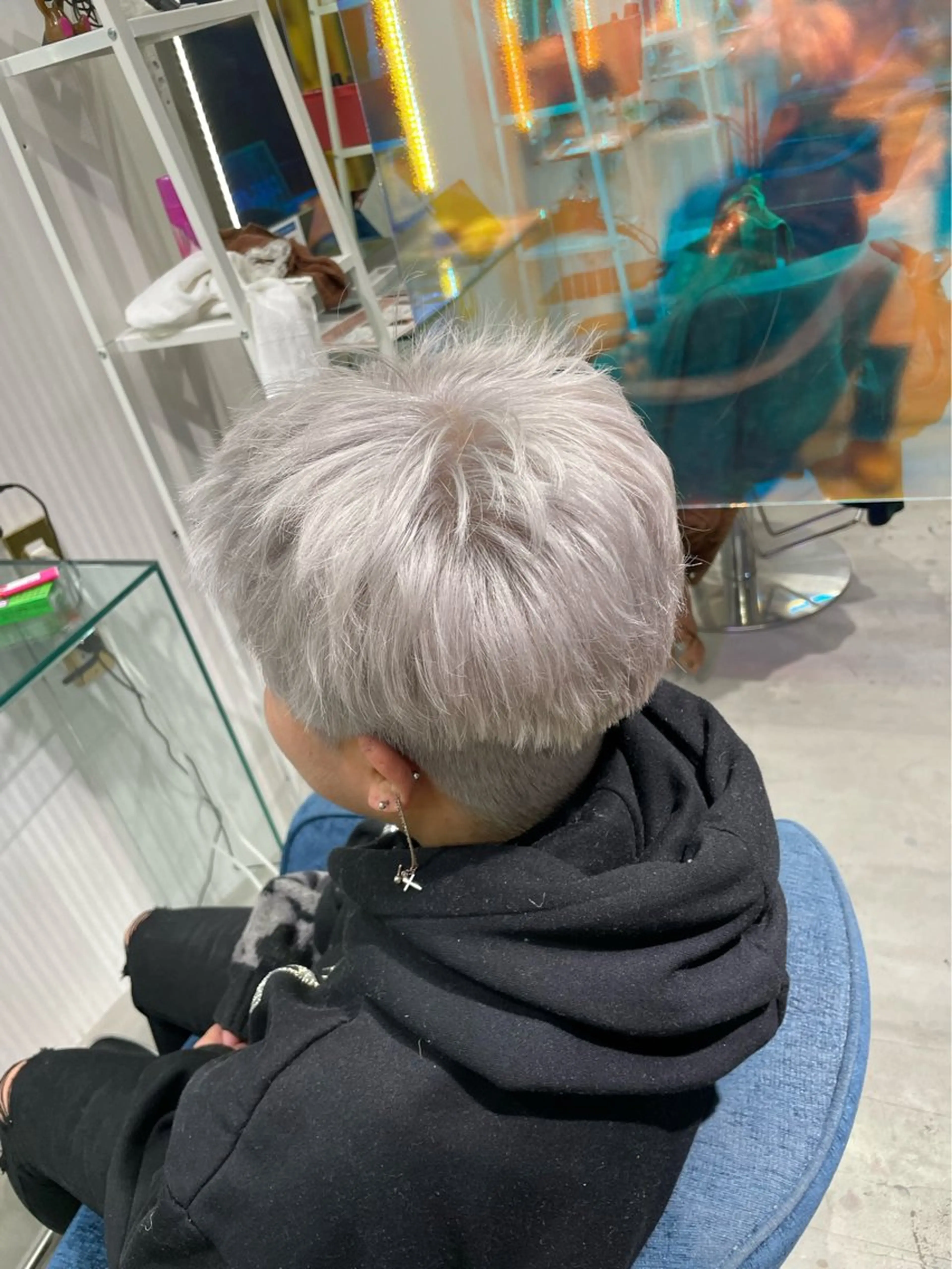 ショート ヘアカラー 安井まゆ _Box mico.のヘアスタイル