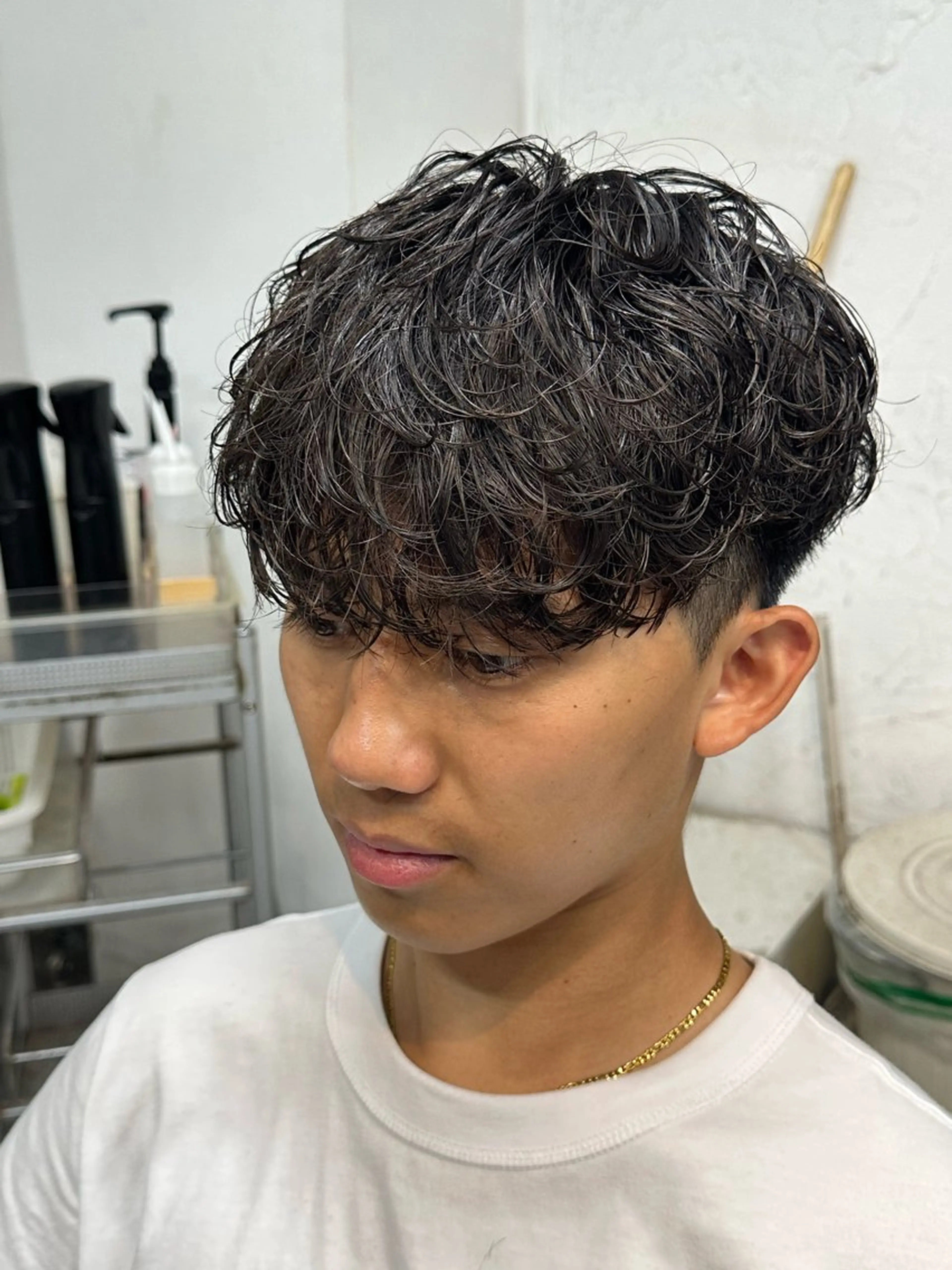 パーマ メンズ フェザーパーマ マッシュ メンズパーマ 学生（メンズ向け） メンズツイストパーマ カット パーマ fifth men's原宿所属・fifth/原宿/ シャドウパーマ/カズのヘアスタイル