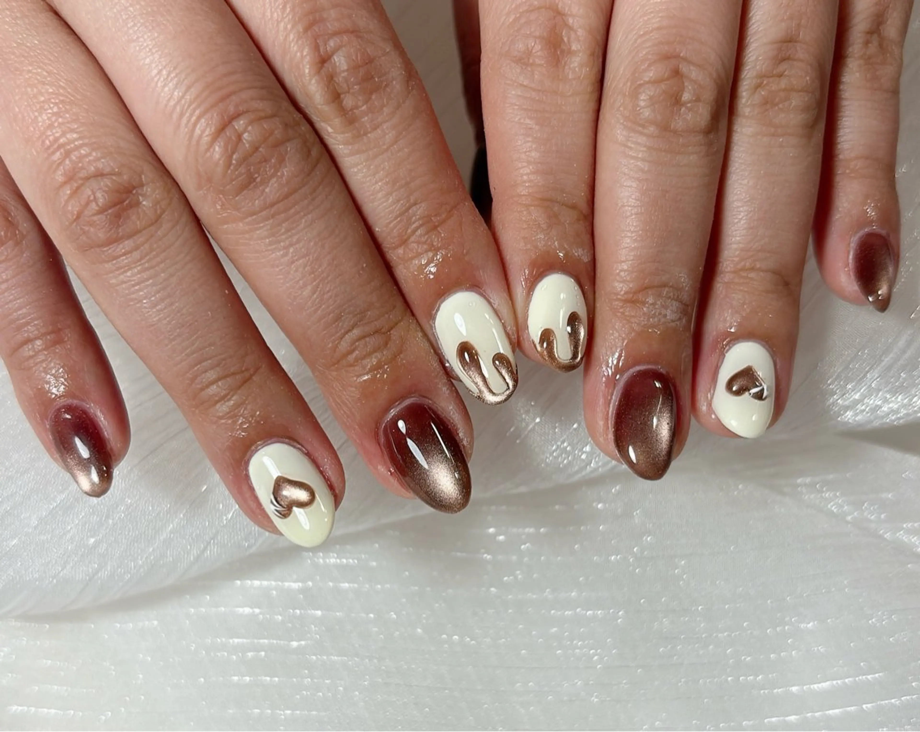 ネイル オーロラネイル フットネイル フレンチネイル ジェルネイル ハート ハンドネイル kikinail 溝の口のネイルデザイン