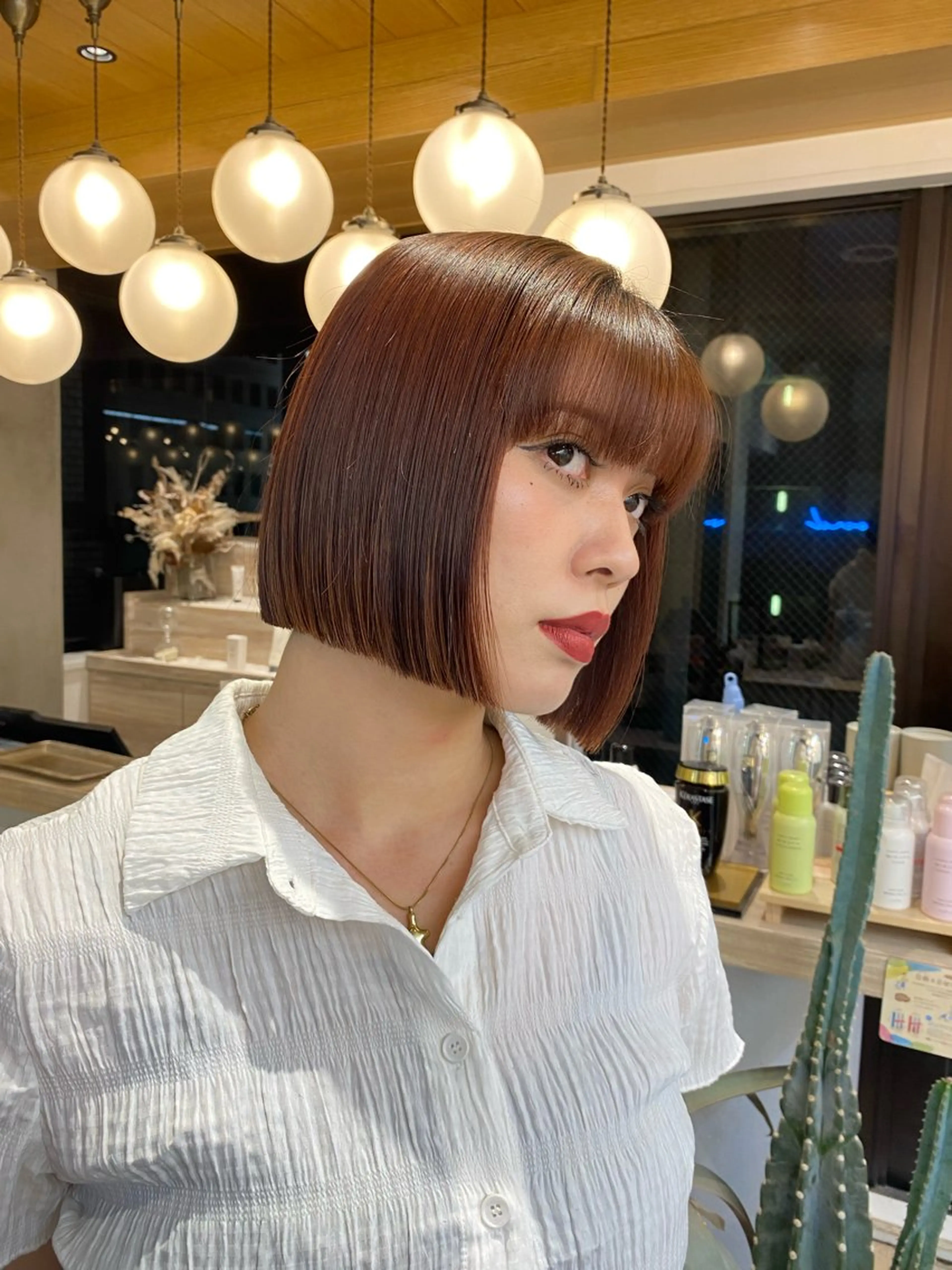 ショート カラー ボブ ボブ縮毛矯正 韓国レイヤーRINAのヘアスタイル