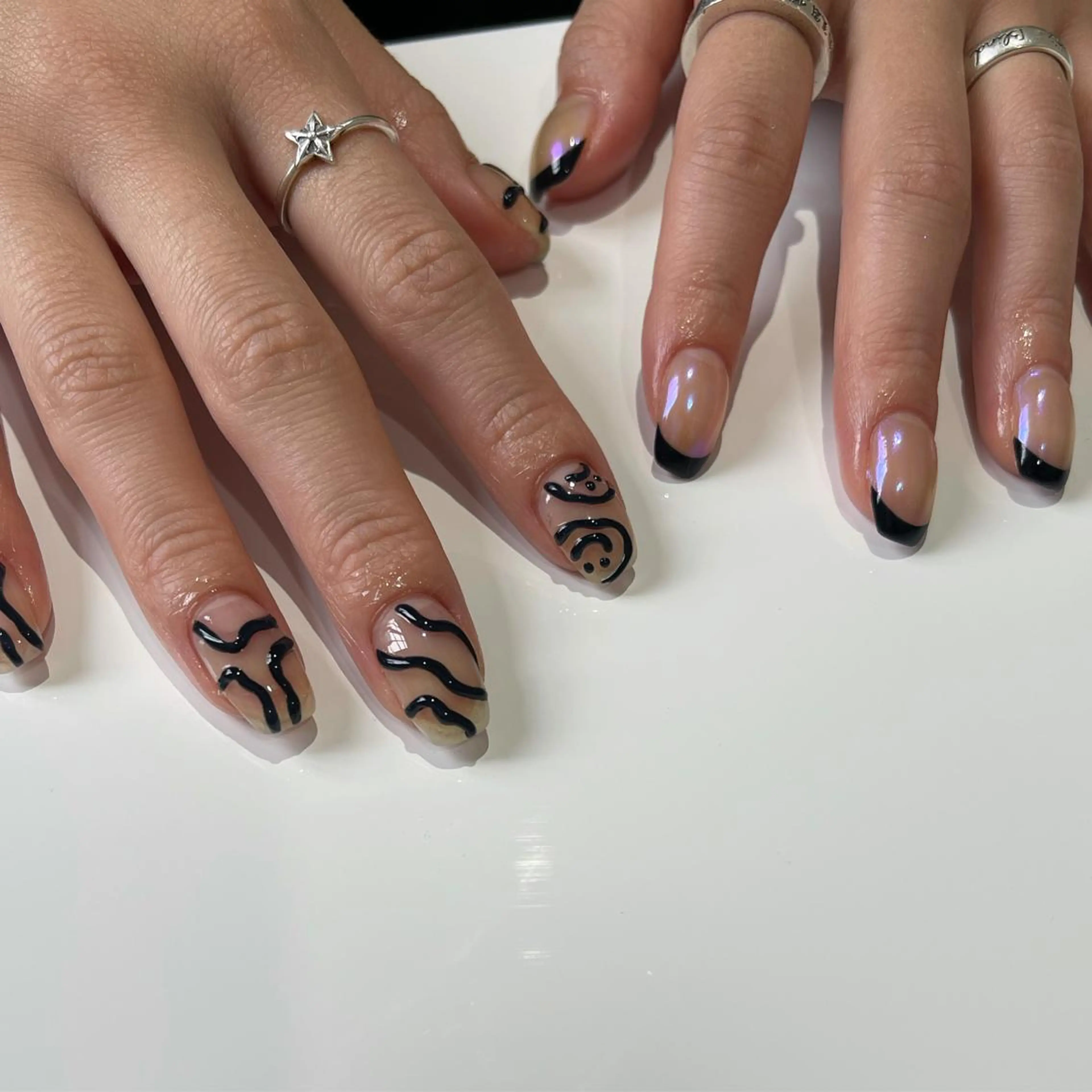 ネイル 8113 海外/y2k/韓国のネイルデザイン