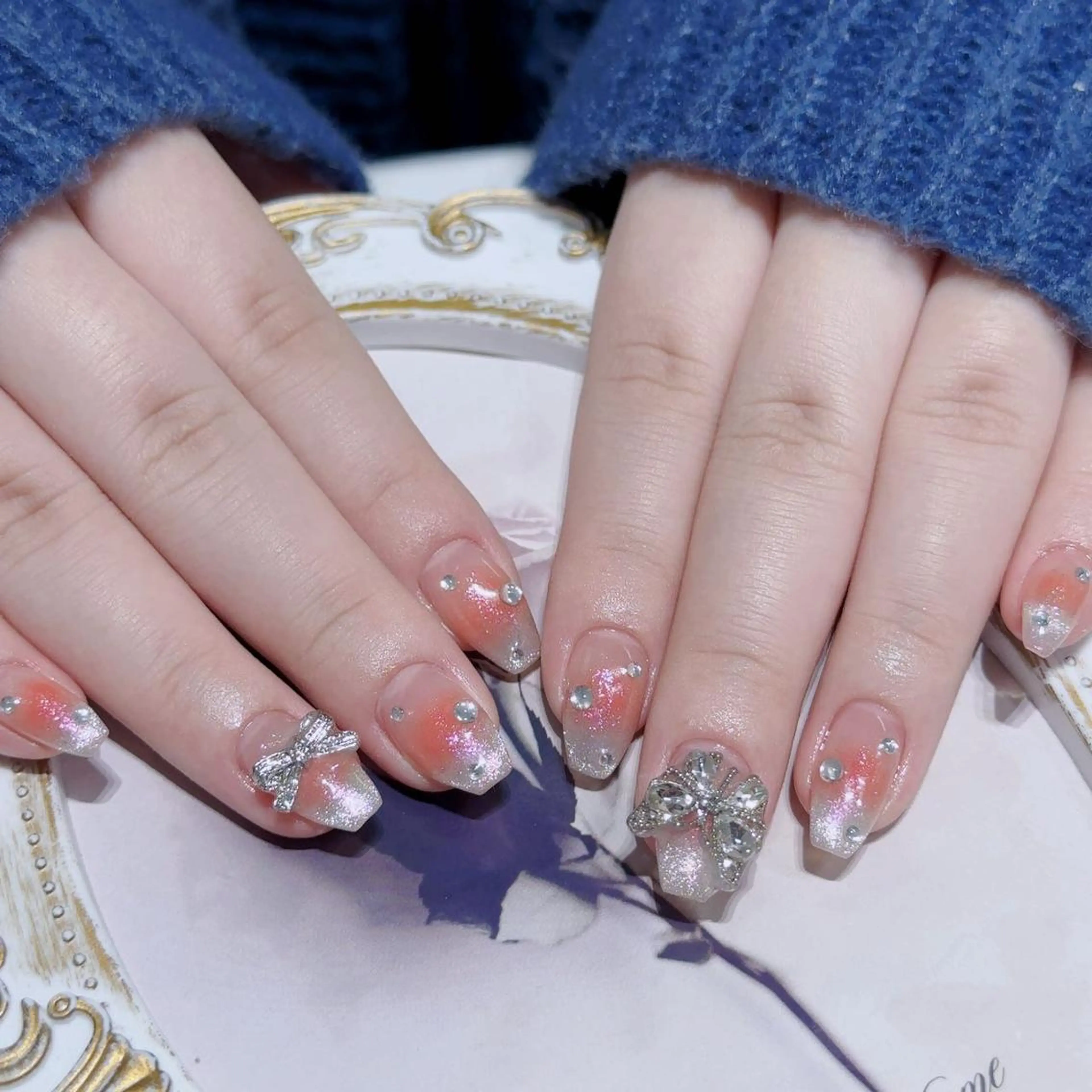 ネイル Queens テイのネイルデザイン