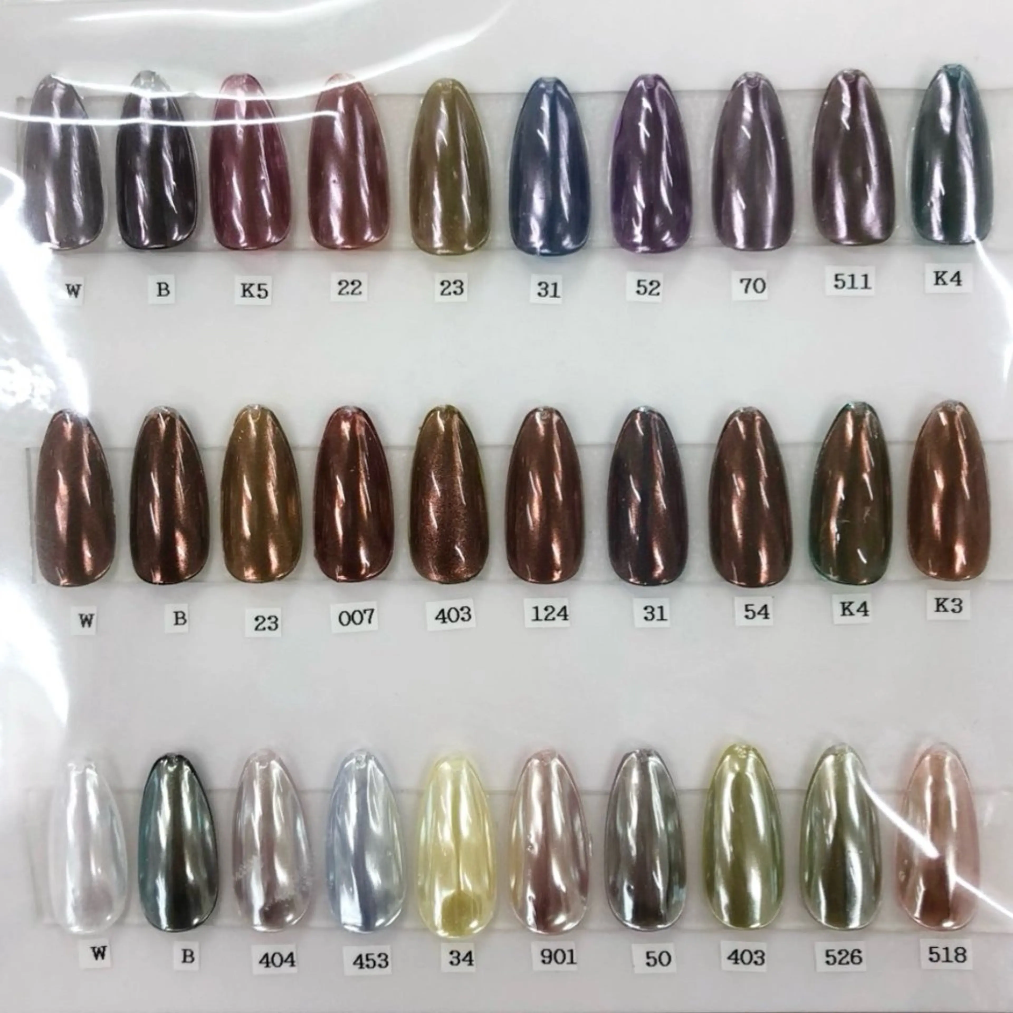 ネイル MAXKELLY リンカ🐻‍❄️のネイルデザイン