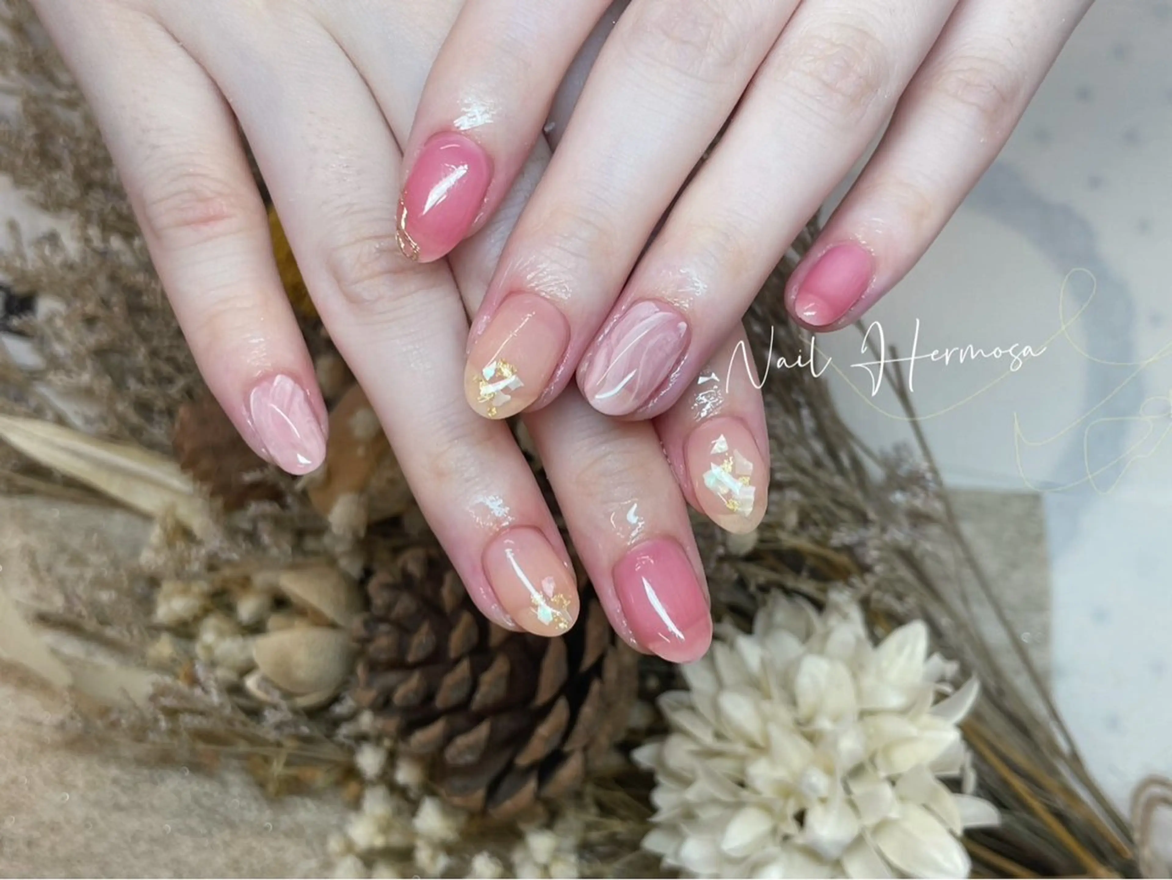 ネイル 長さ出し フラッシュネイル フットネイル ジェルネイル マグネットネイル ハンドネイル エルモサ YURIKAのネイルデザイン