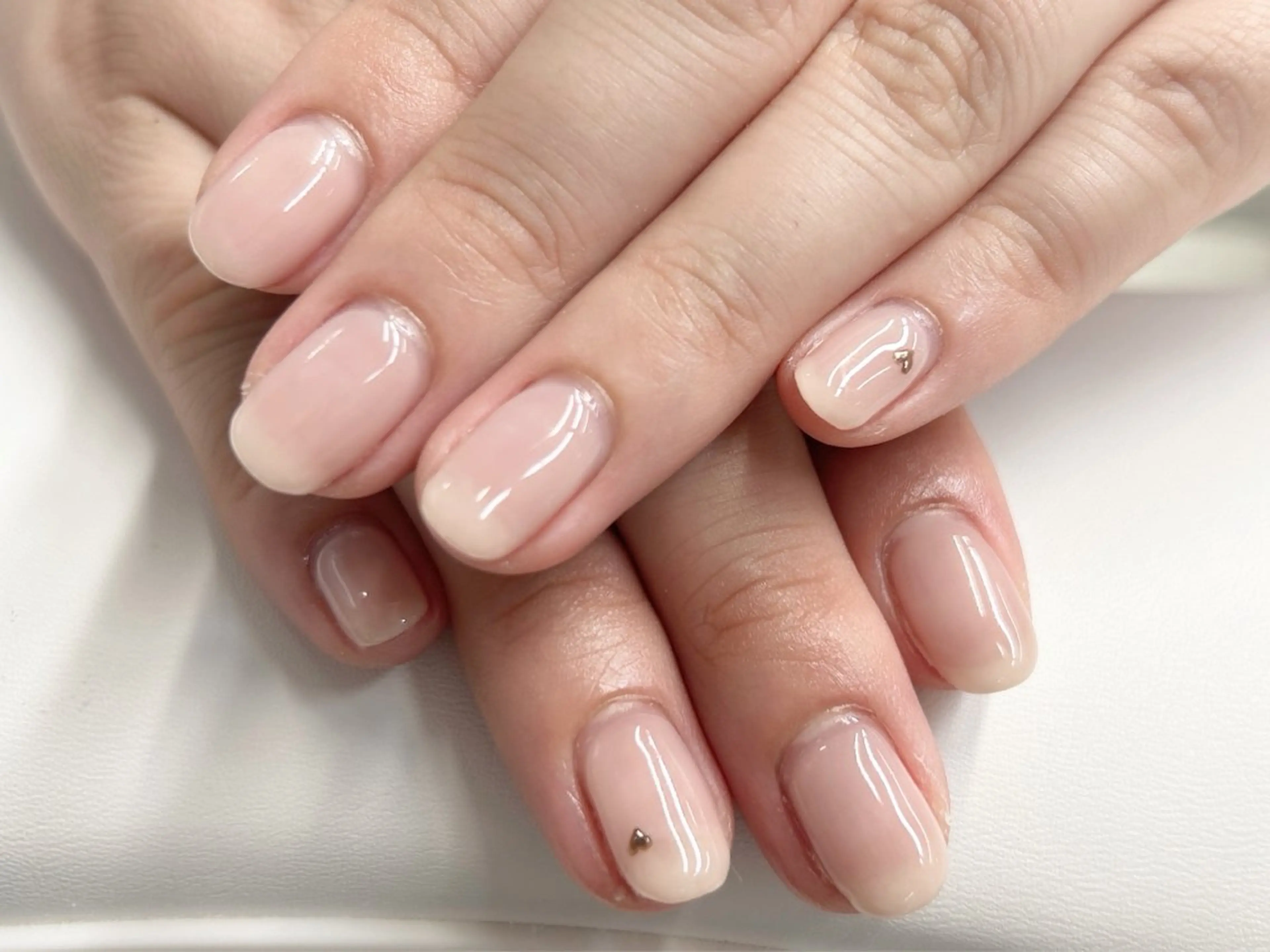 ネイル アートネイル 桜ネイル ハート オフィスネイル ワンカラーネイル ハンドネイル Forca total studio所属・Forca Airaのネイルデザイン