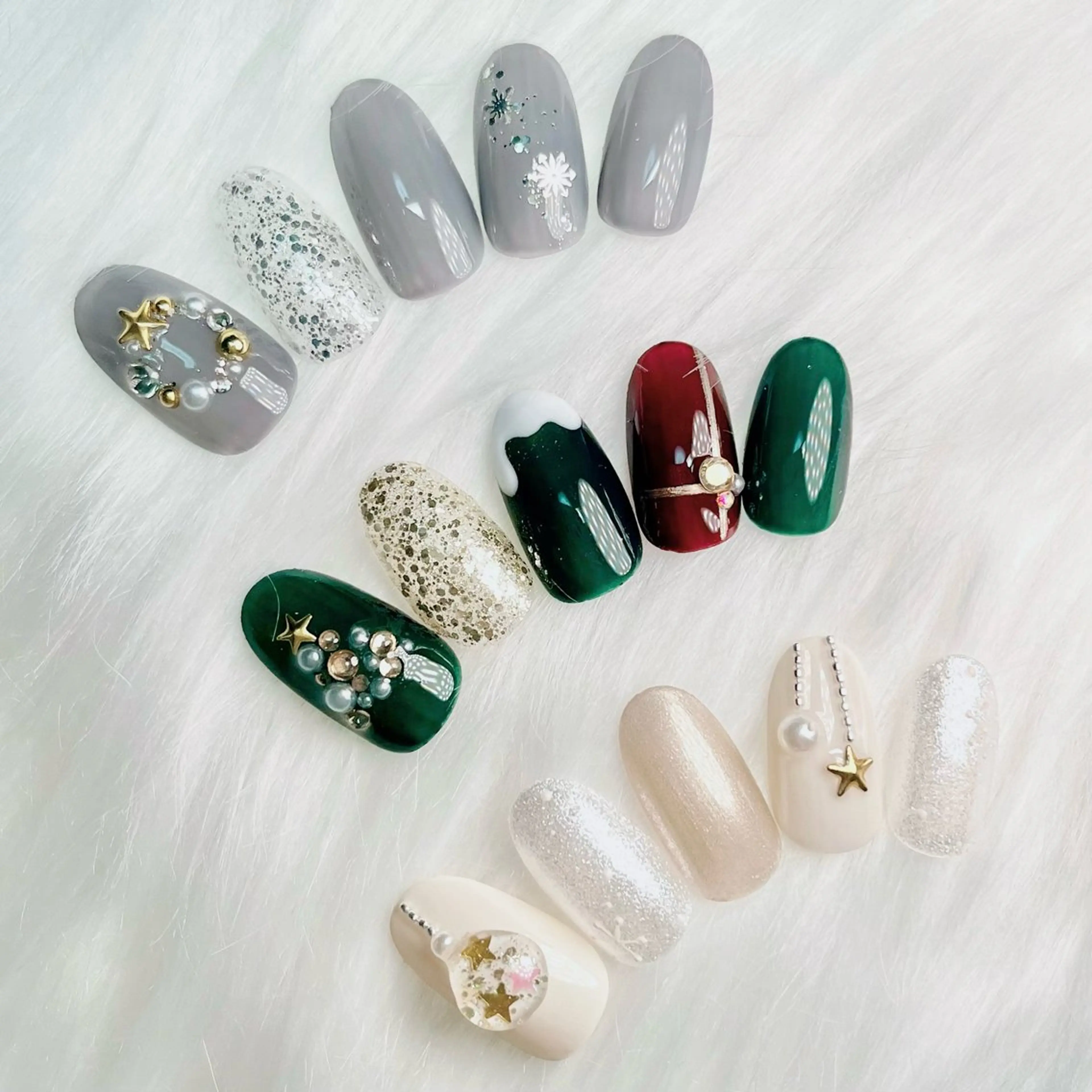ネイル 冬ネイル クリスマス ハンドネイル ハンドケア haleyume所属・shino🌟 痛ネイルのネイルデザイン