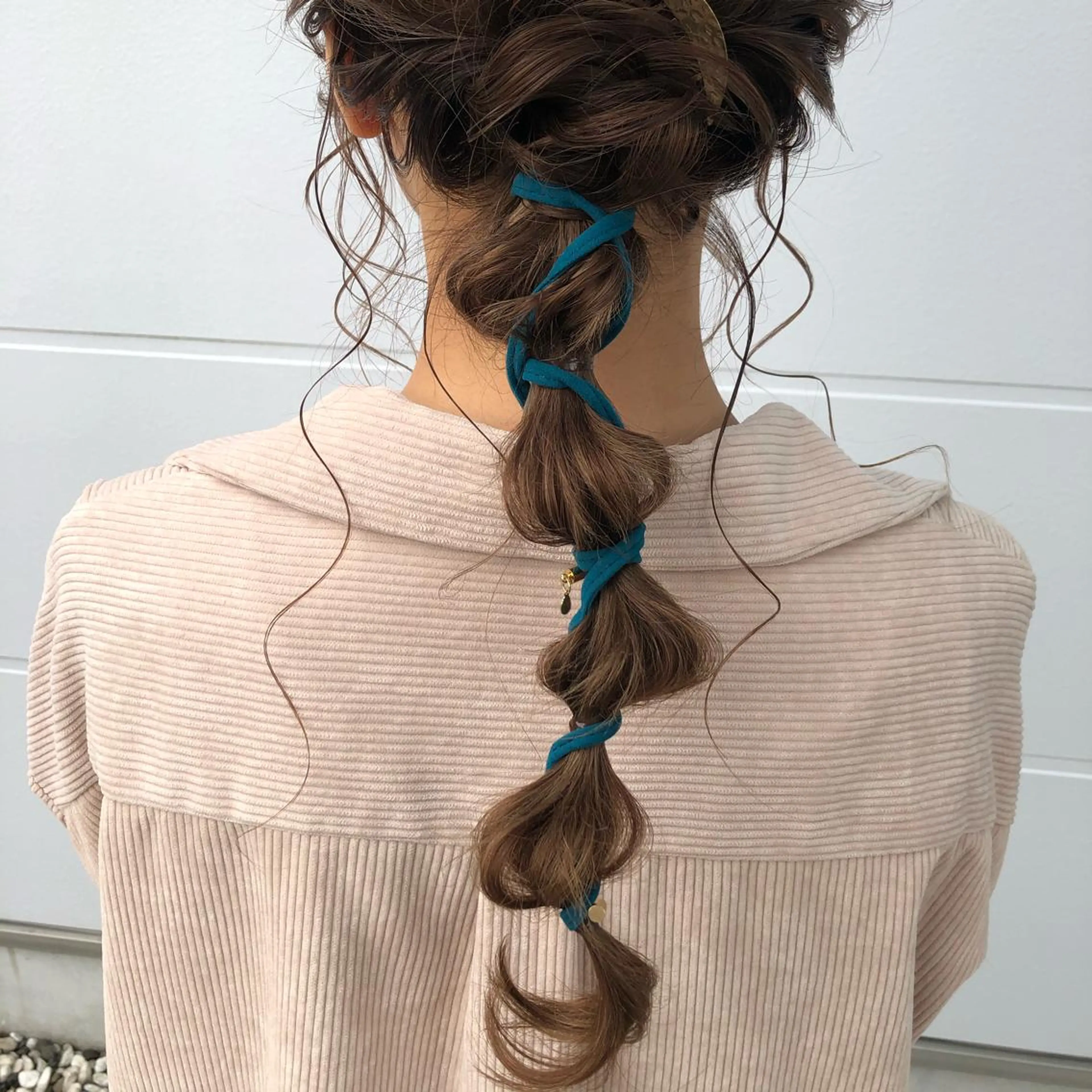 セミロング ヘアアレンジ マエダ リョウのヘアスタイル