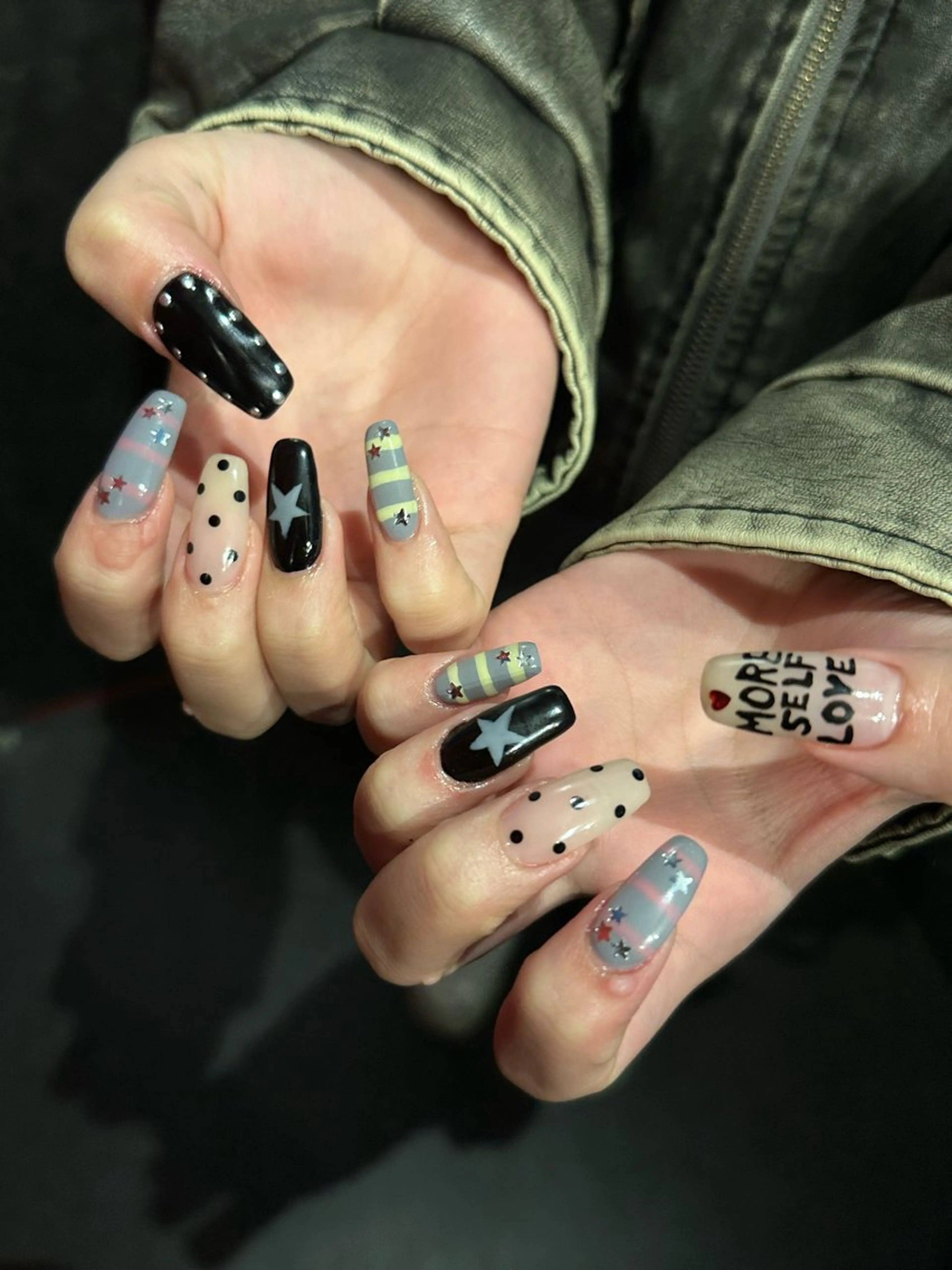 ネイル ハンドネイル ラックスセカンド ネイリストのネイルデザイン