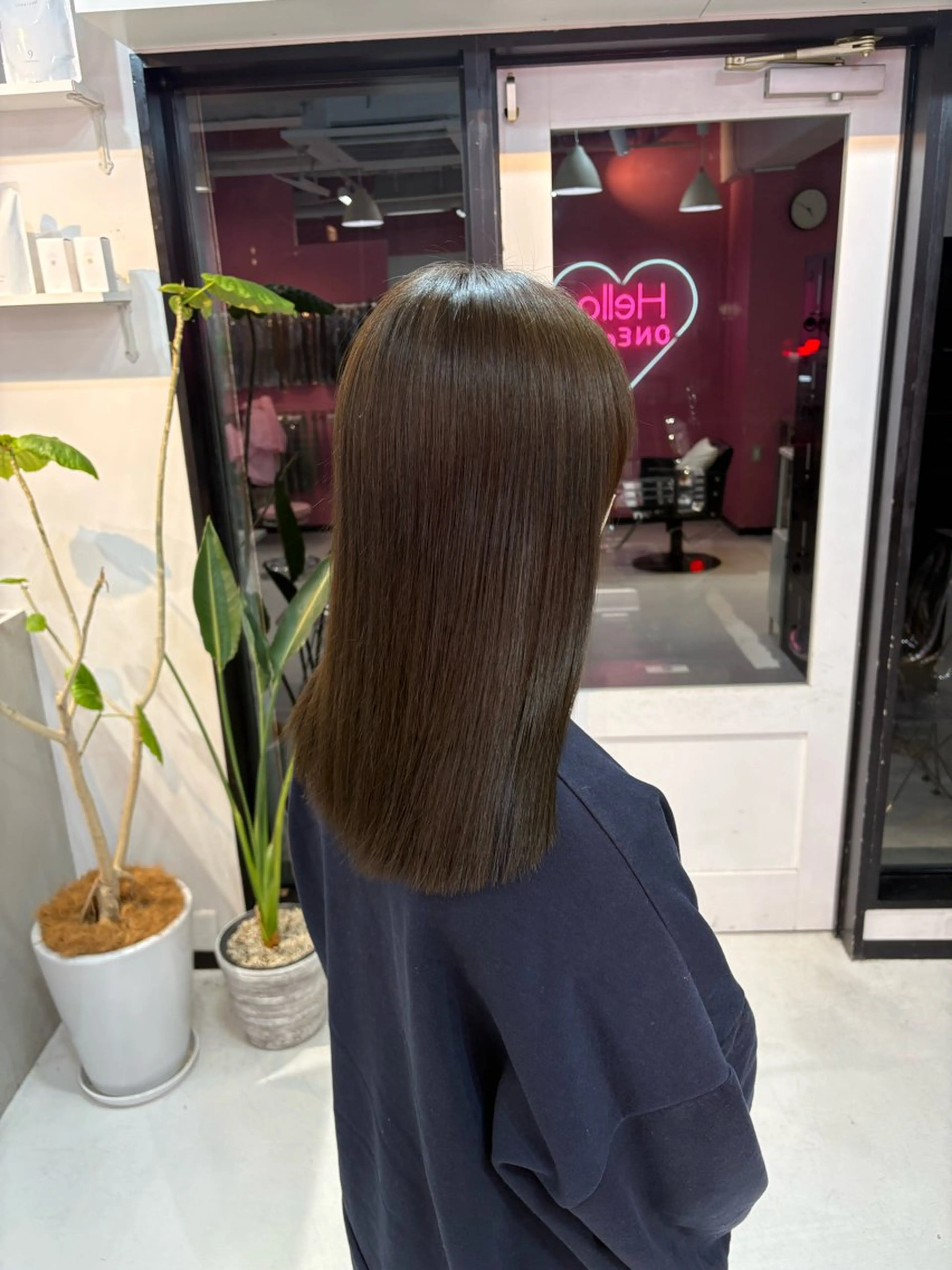 セミロング カラー ブラウンカラー オリーブブラウン 弓矢 叶のヘアスタイル