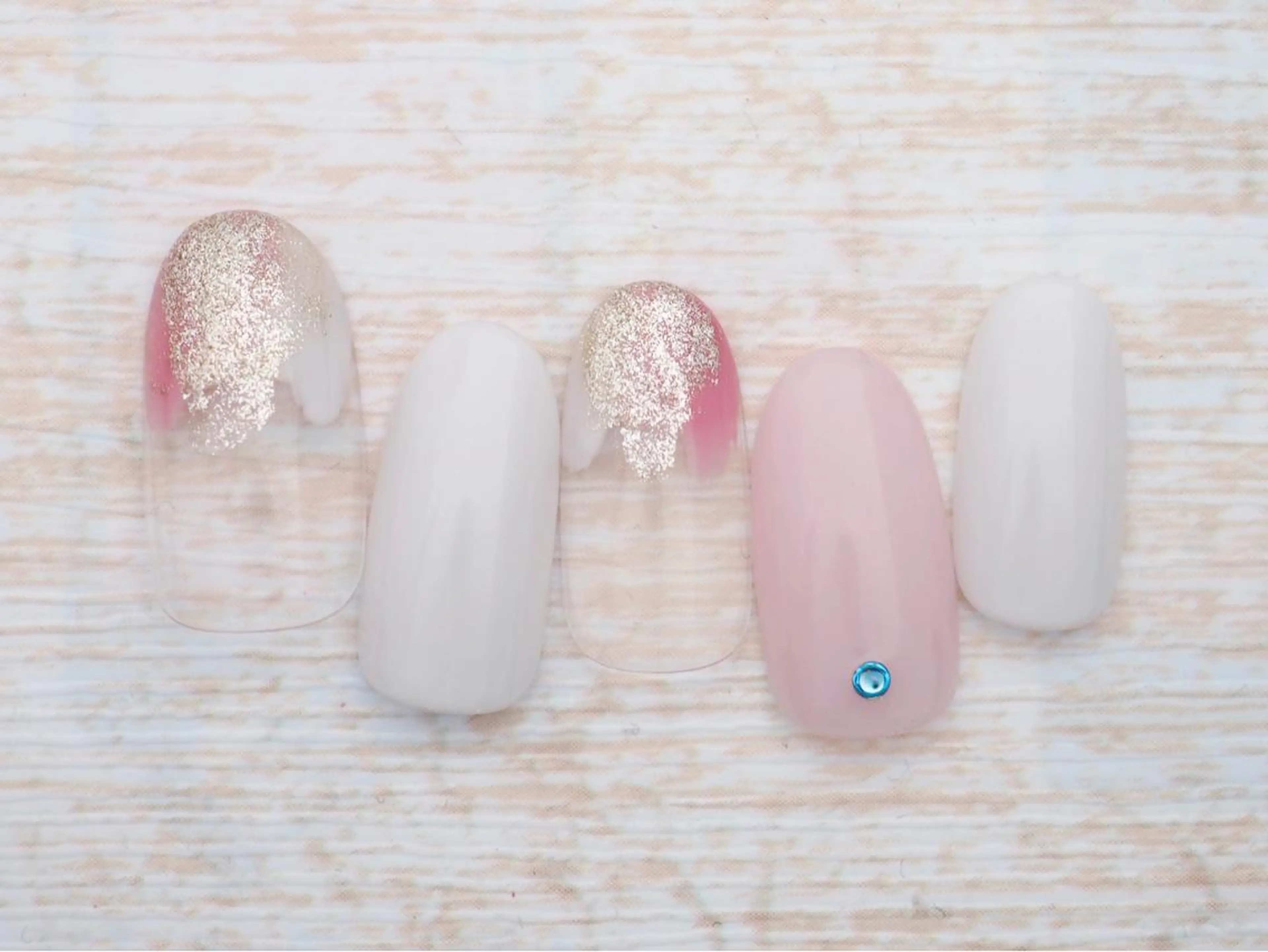 ネイル トップネイリスト Ribbon立川店のネイルデザイン