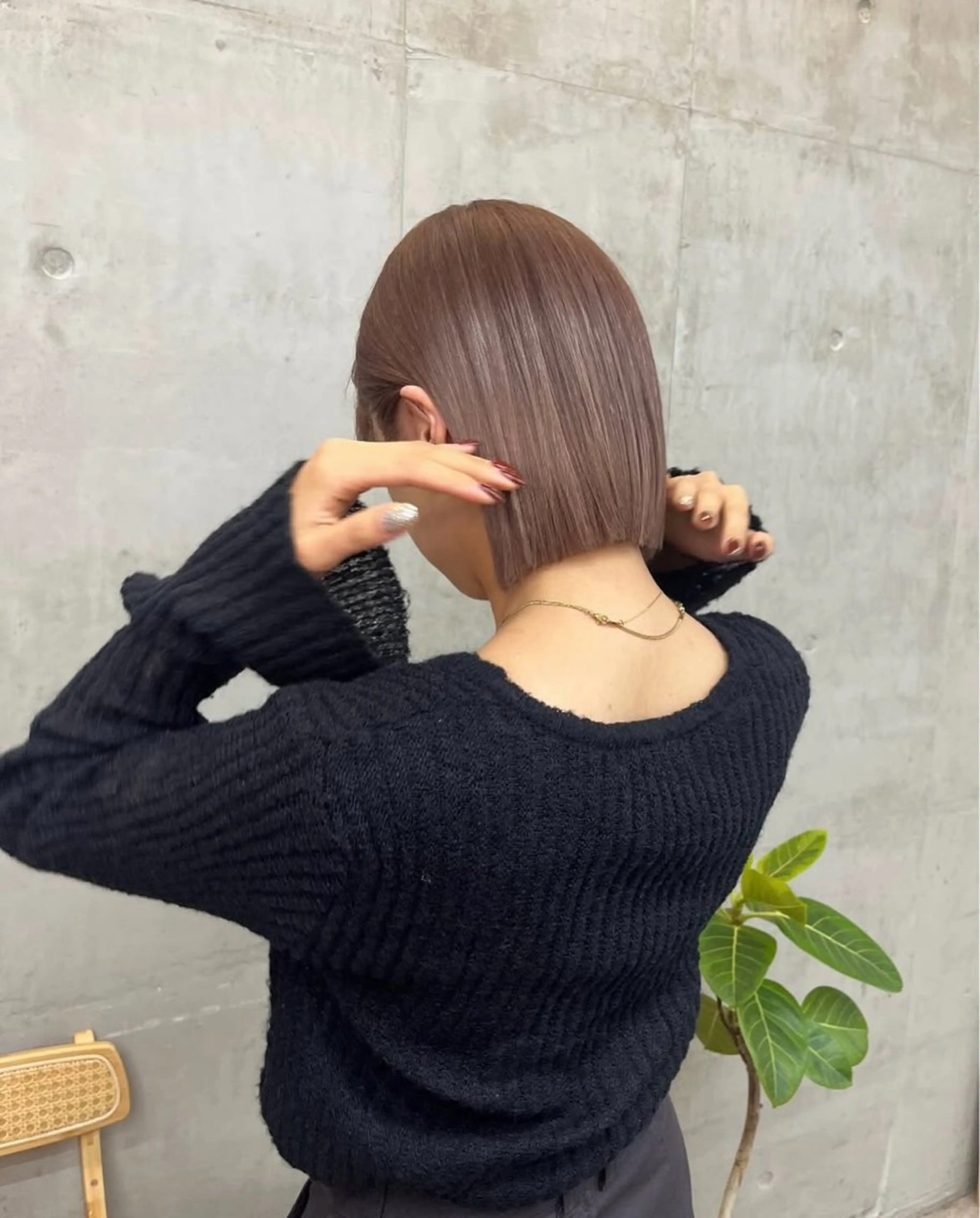 ショート カラー ショコラグレージュ ダブルカラー グレージュ カット SALT WATER所属・🫐 𝐌𝐚𝐨 🫐似合わせcutのヘアスタイル