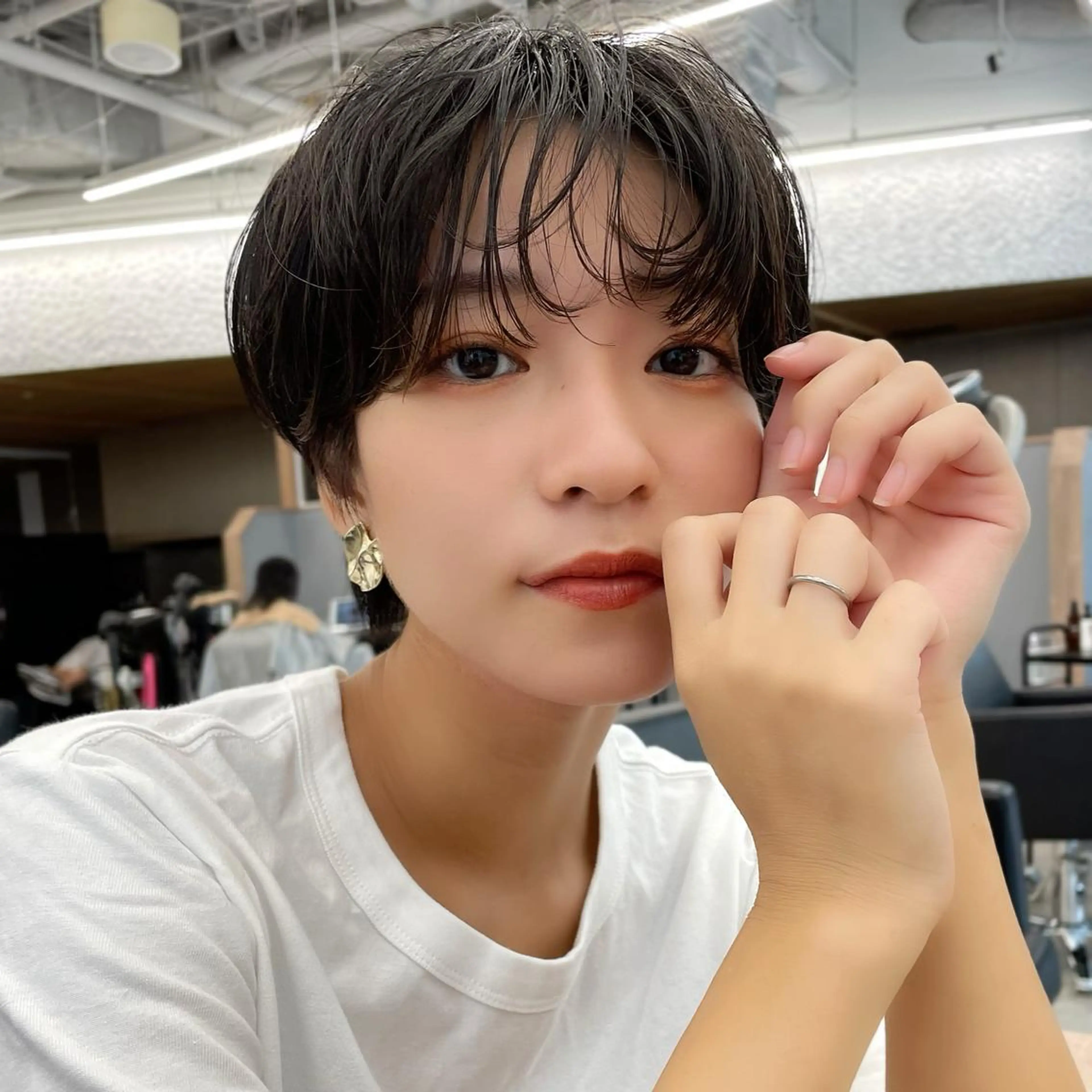 ショート パーマ ショートヘア カット パーマ レイヤー/ショート透 明感カラー/西田祐賀のヘアスタイル